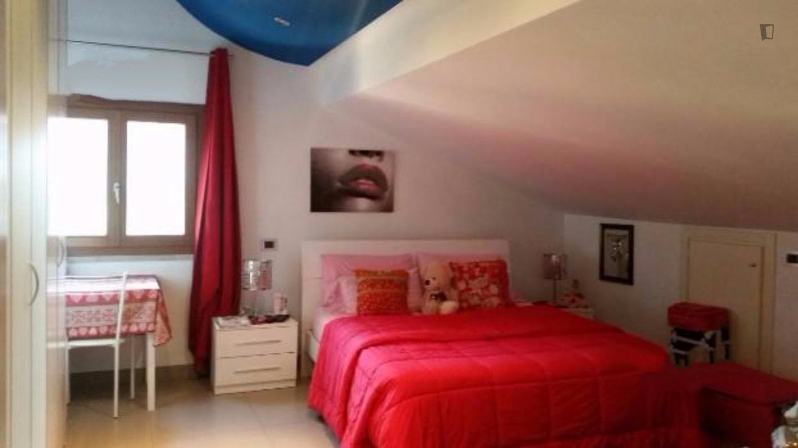 Comfy Double Bedroom in Torresina photo 1