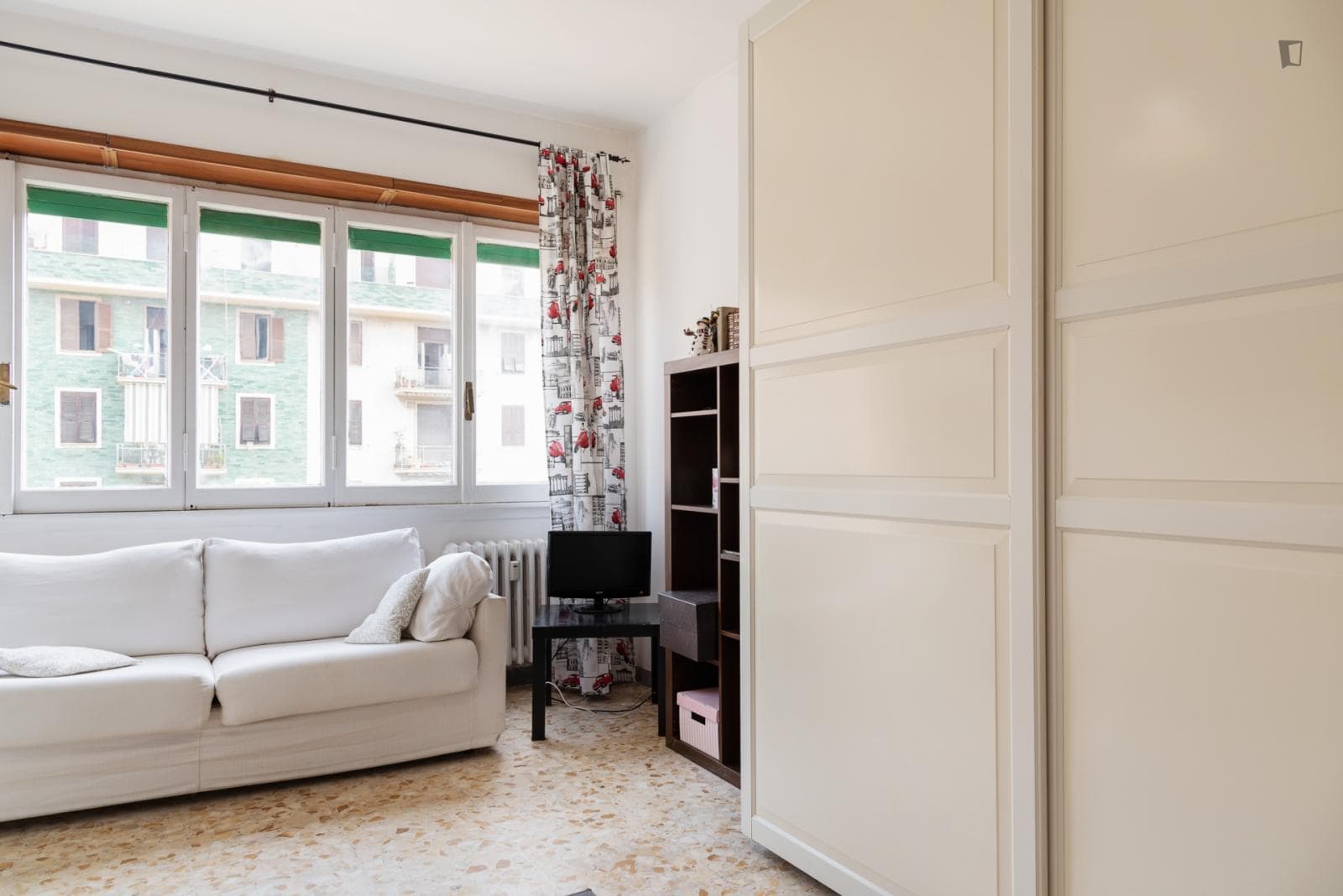 Property photo thumbnail