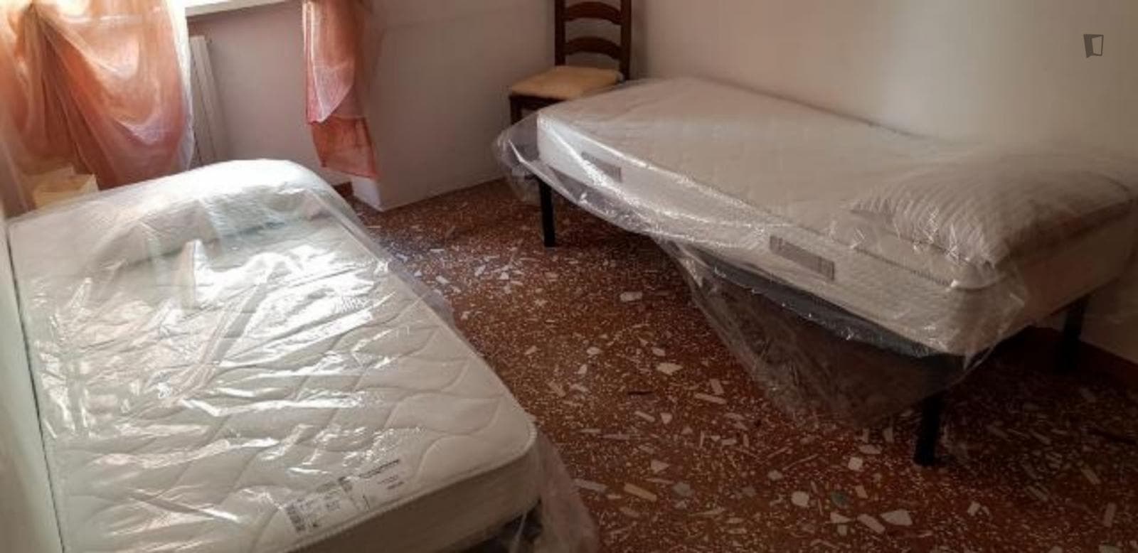 Spacious twin bedroom near metro Furio Camillo  photo 1