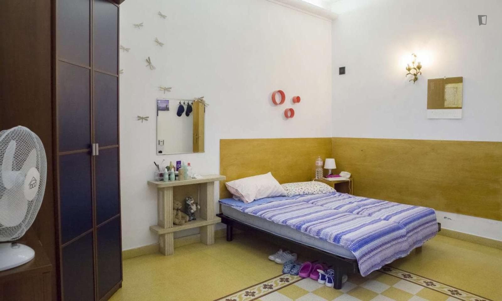 Twin bedroom close to Castro Pretorio metro station photo 1