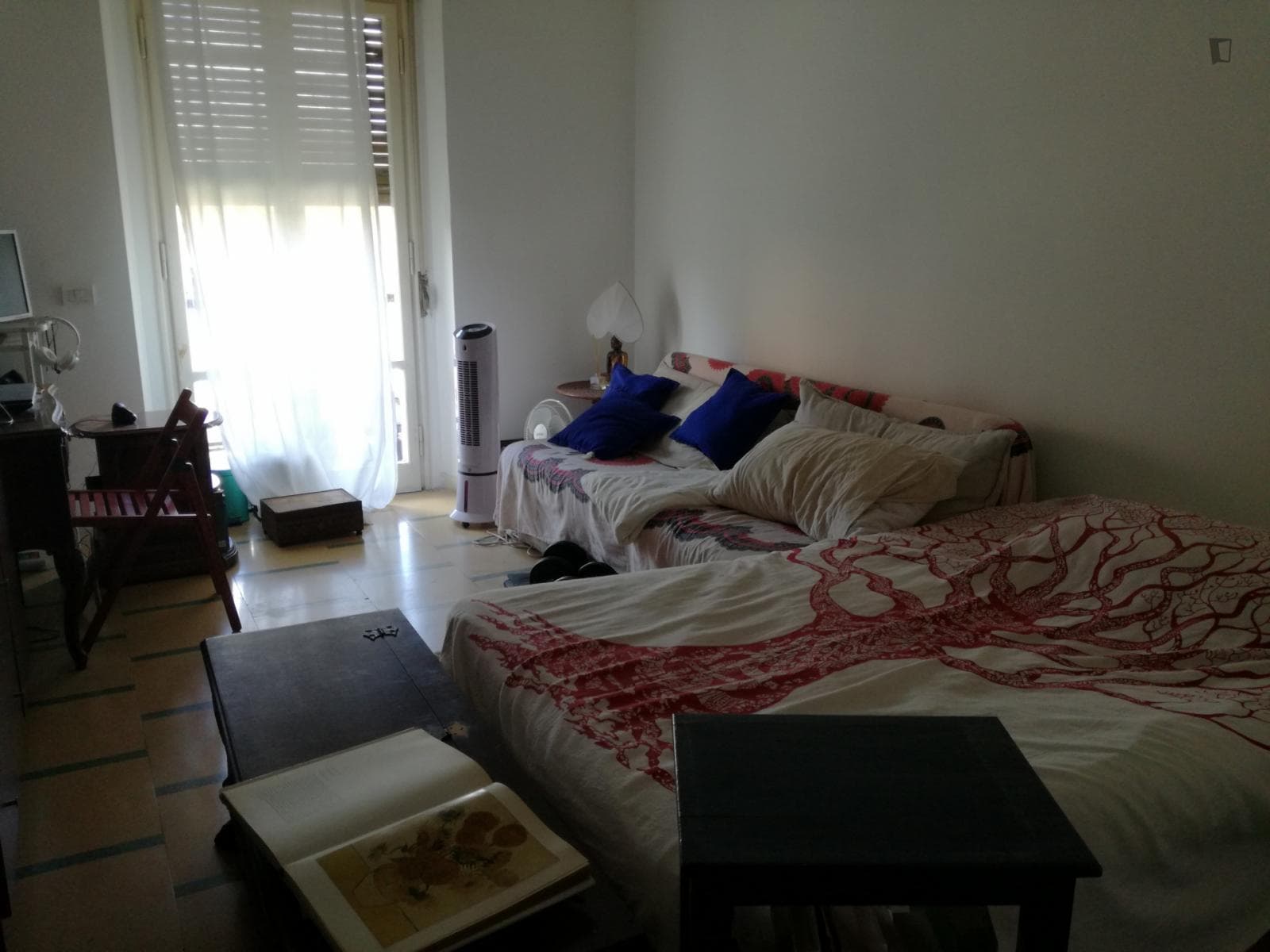 Double bedroom, with balcony, in 2-bedroom apartment photo 1