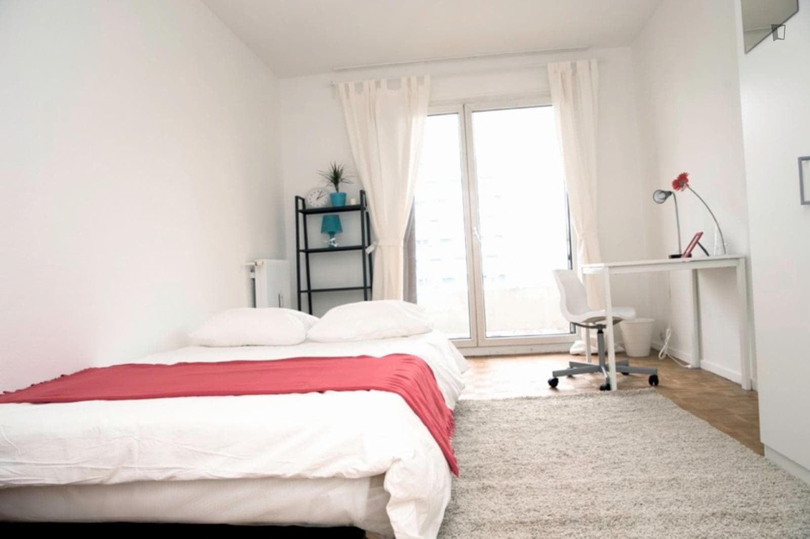Quiet and warm room - 13m² - ST7 photo 1