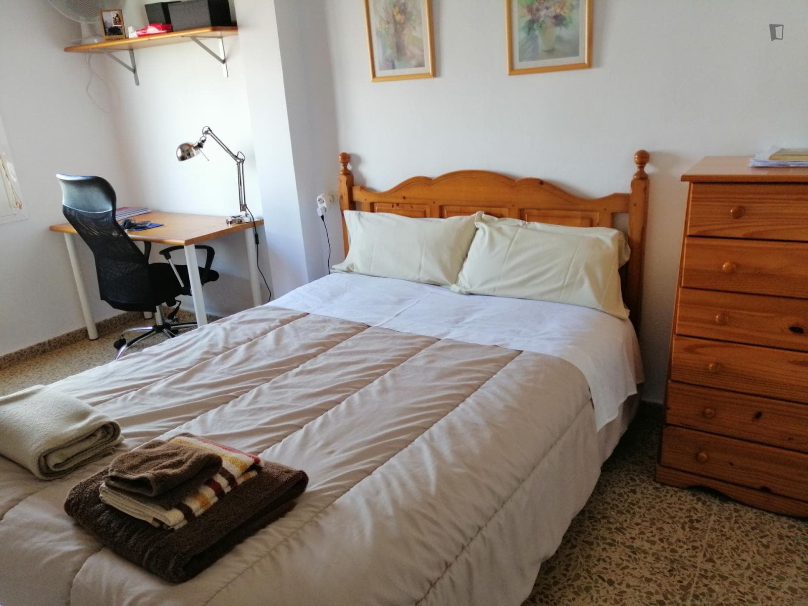 Very cool double bedroom in Pere Garau photo 1
