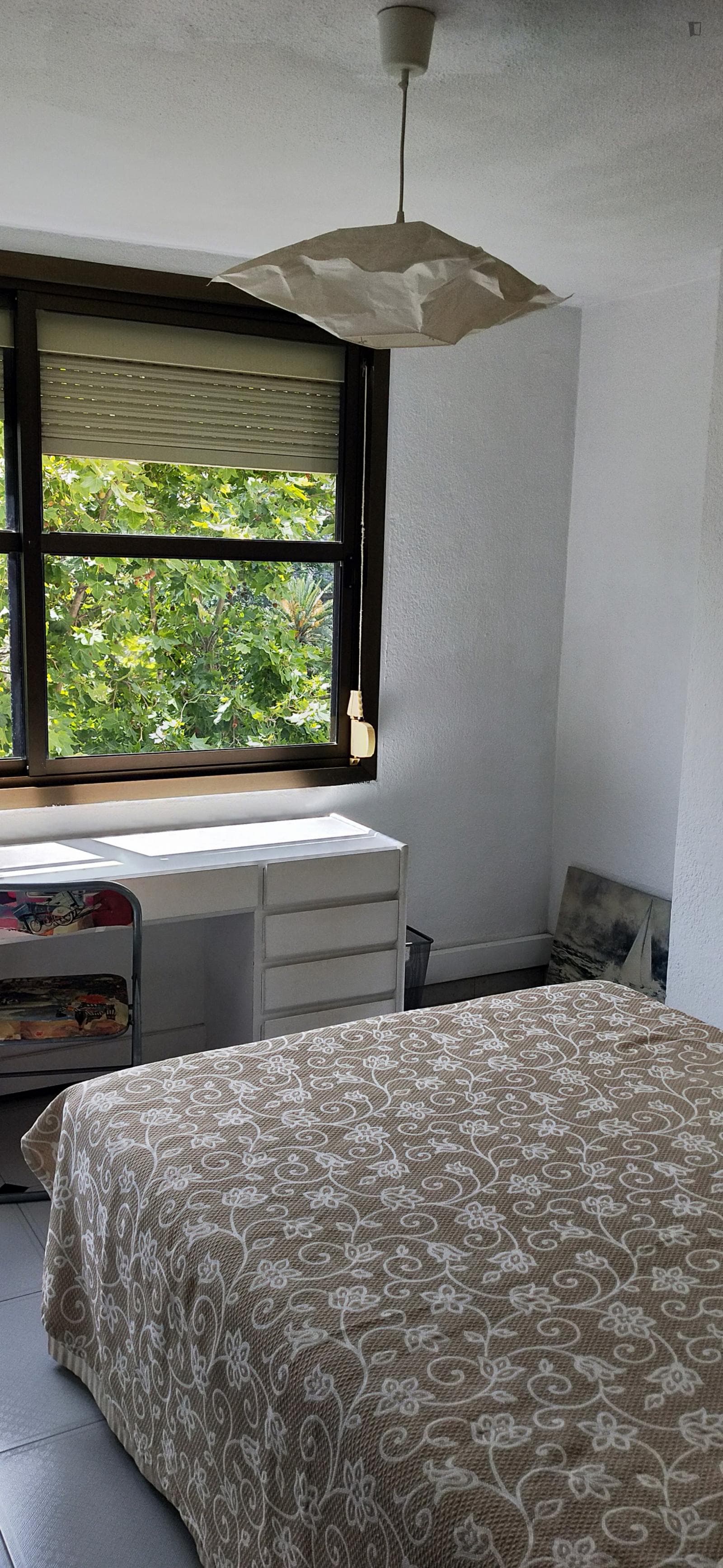 Double bedroom, best location and very clean ! photo 1