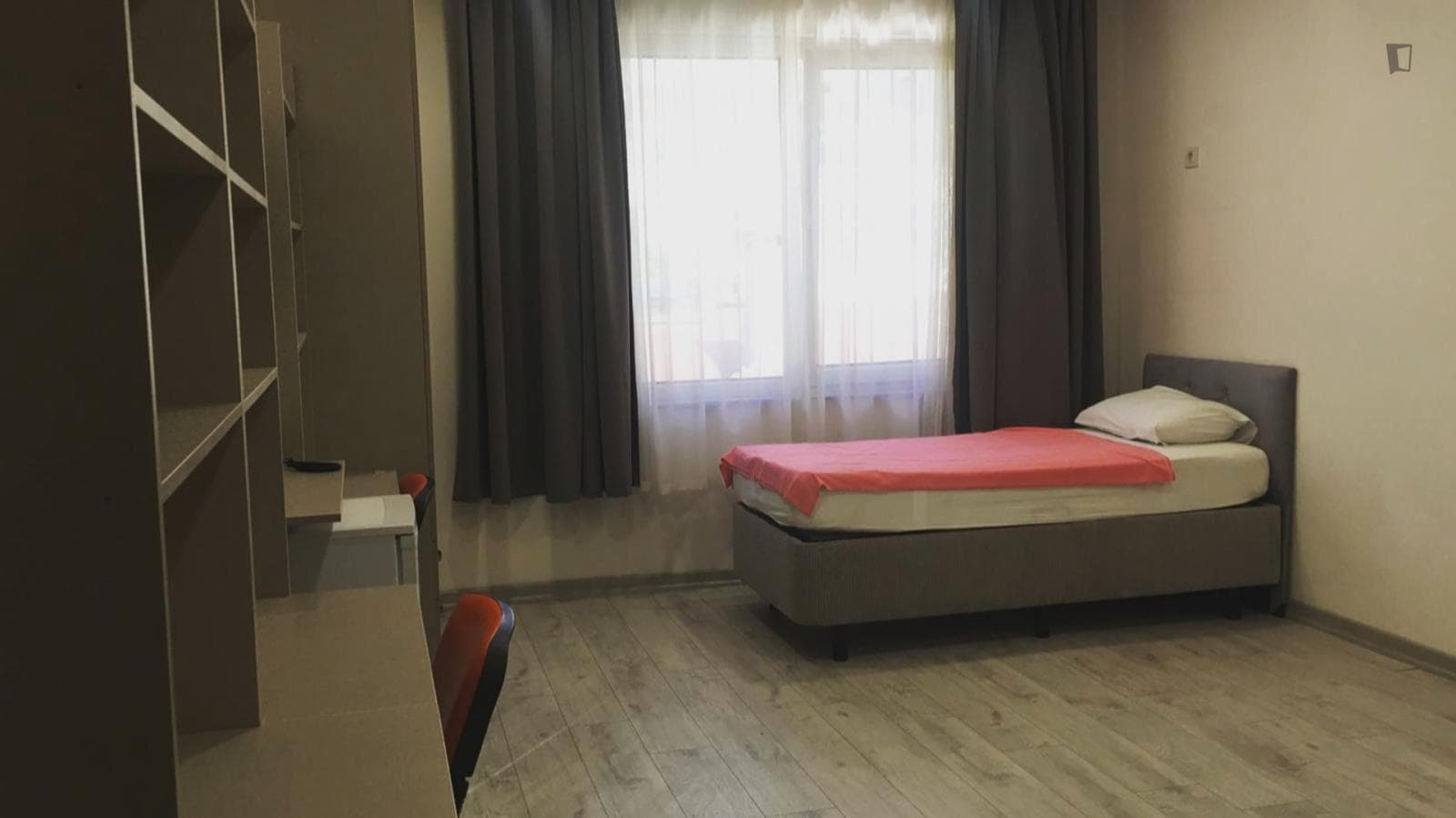 Single bedroom in a dormitory for female photo 1
