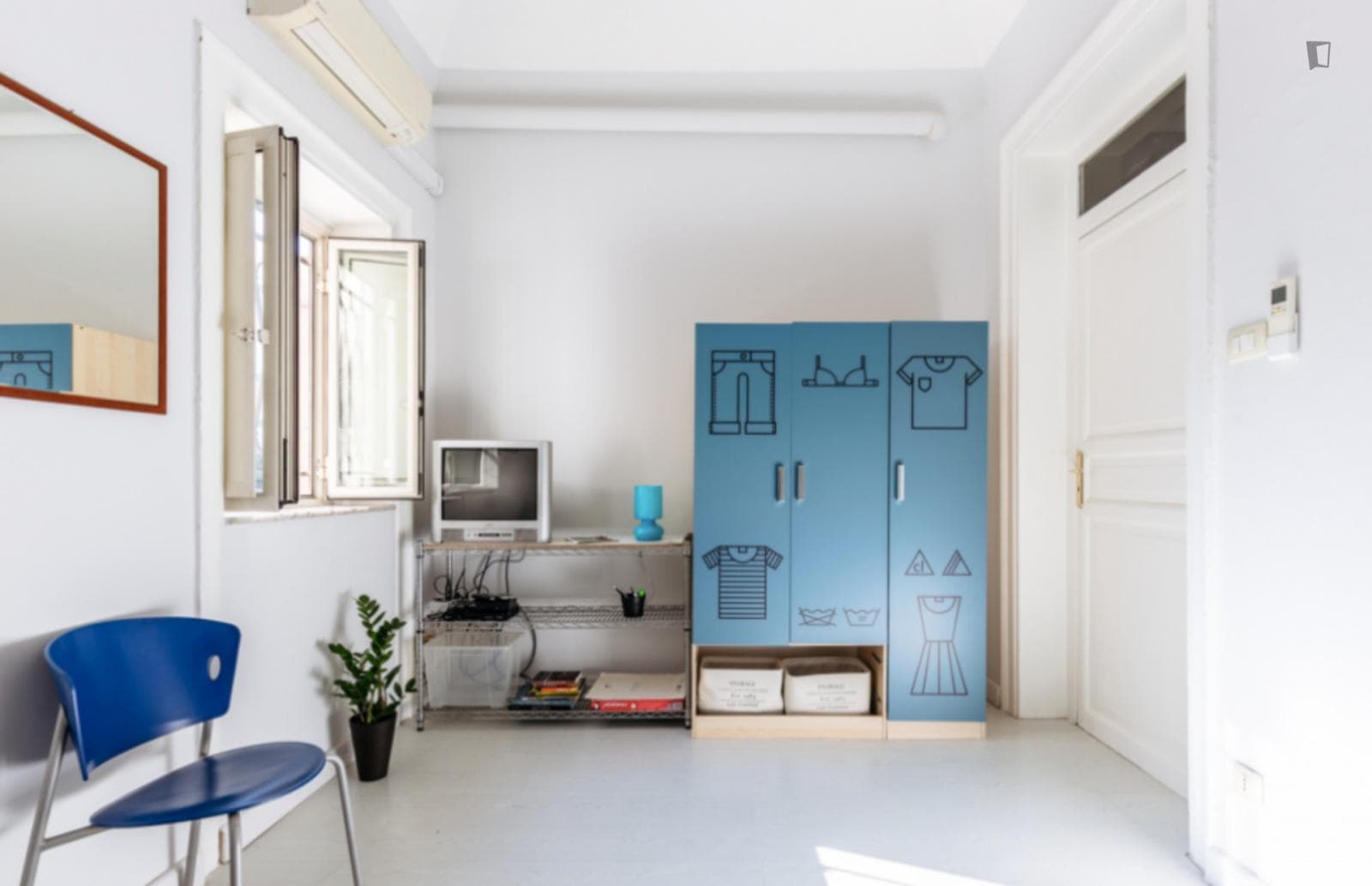 Property photo thumbnail