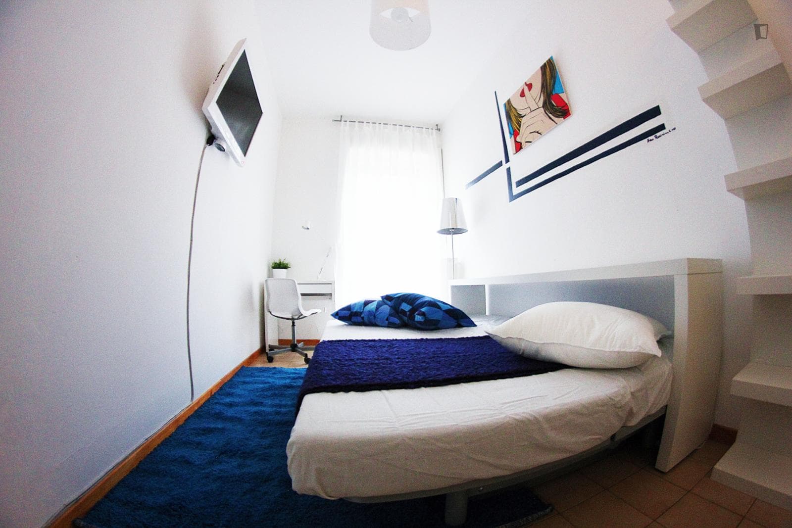 Modern single bedroom not far from Marche metro station photo 1