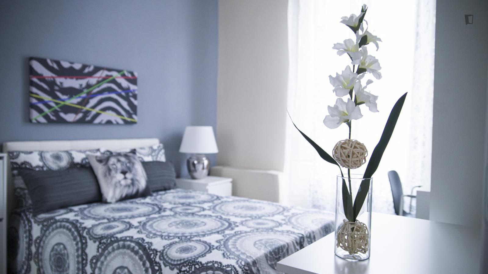 Excellent double bedroom in Isola photo 1