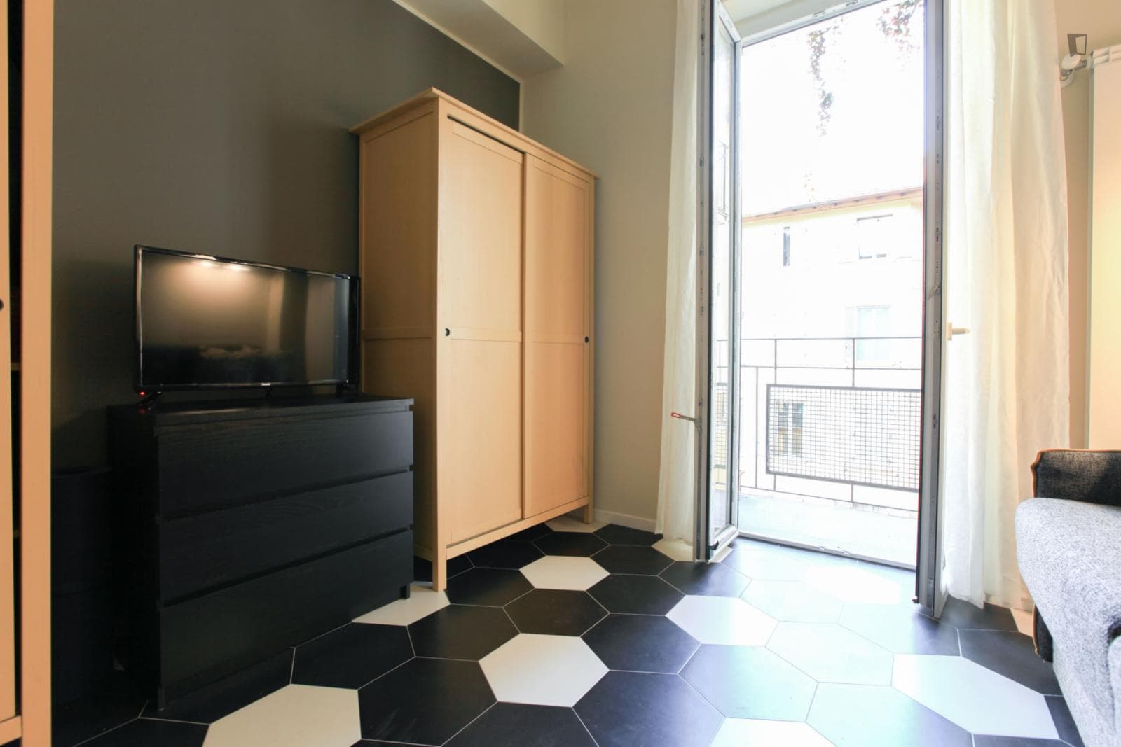 Property photo thumbnail