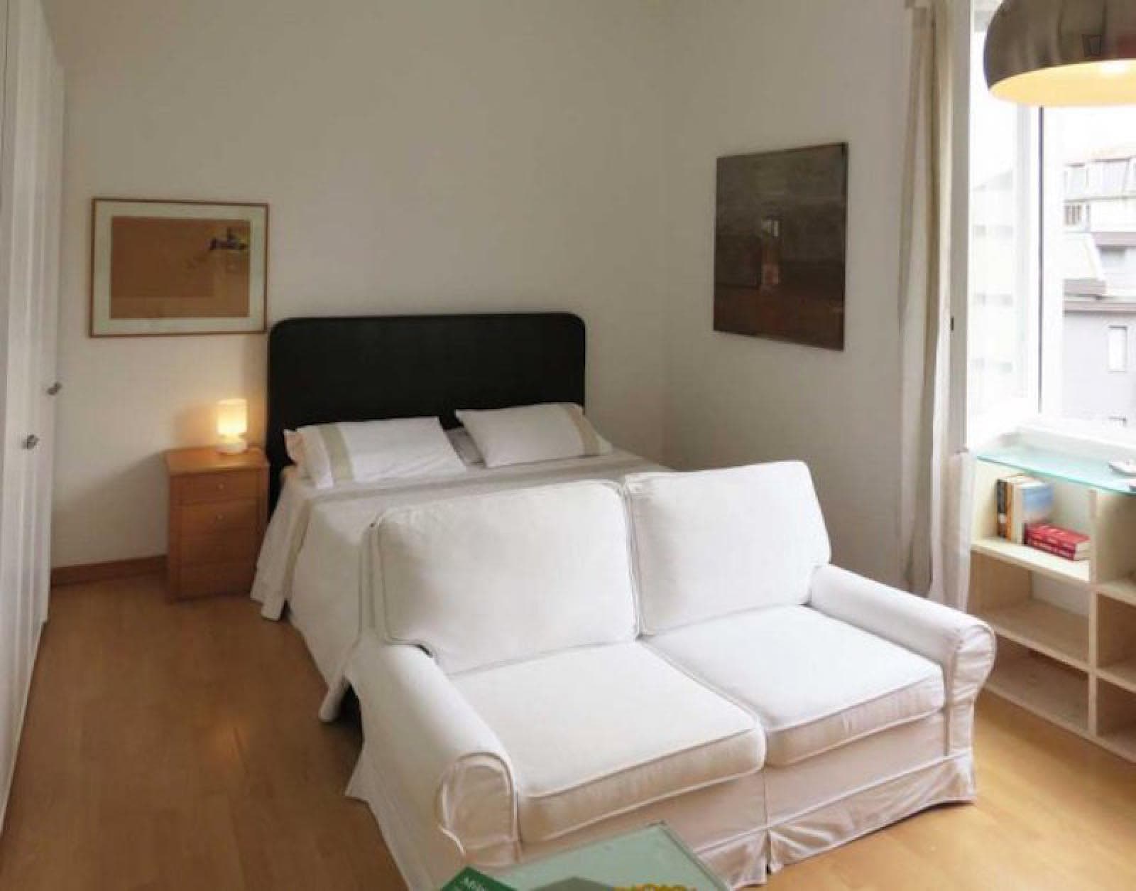 Cosy studio next to Moscova metro station photo 1