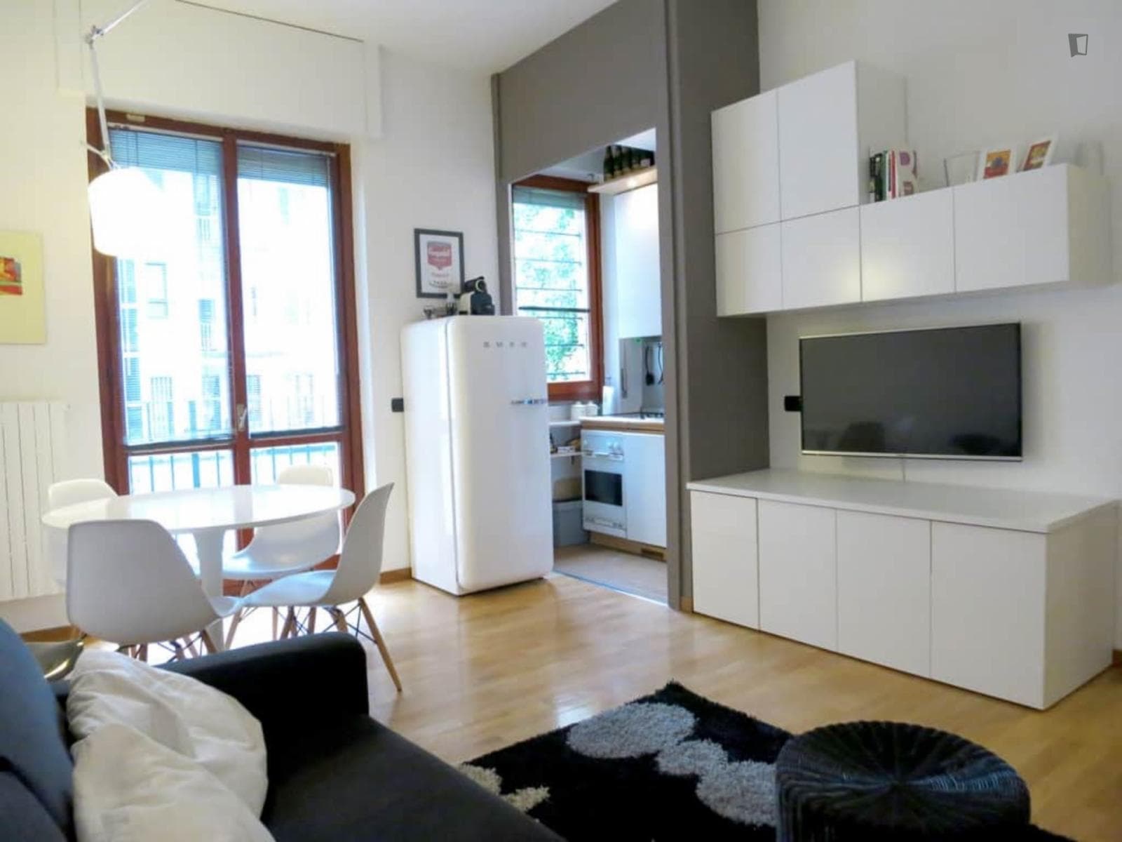 Comfy studio flat near Bocconi and Navigli photo 1