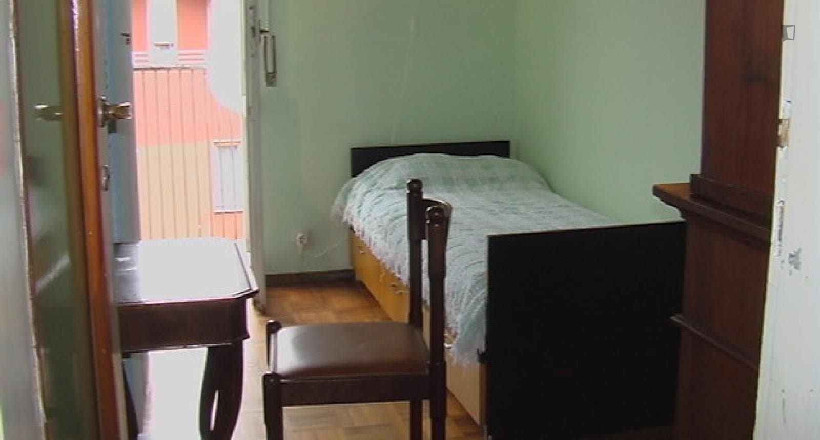 Inviting single bedroom in not too far from Parco Monte Stella photo 1