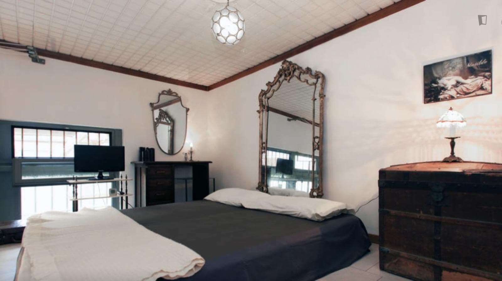 1-Bedroom apartment near Romolo metro station photo 1