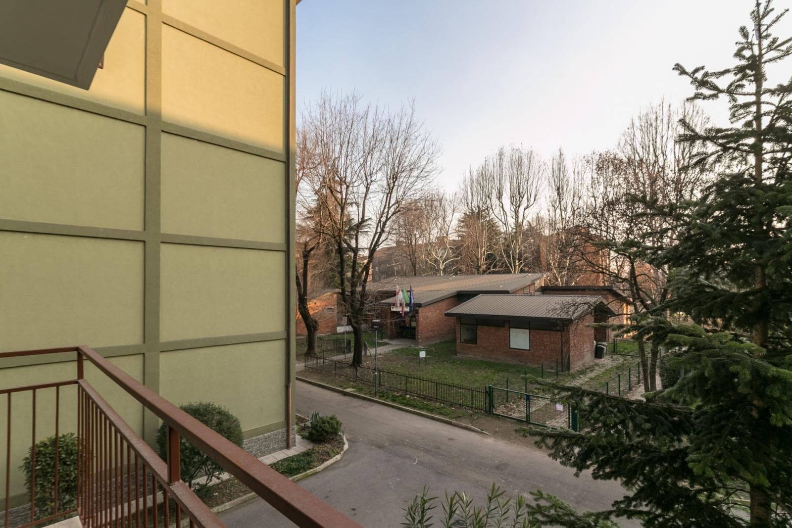 Property photo thumbnail