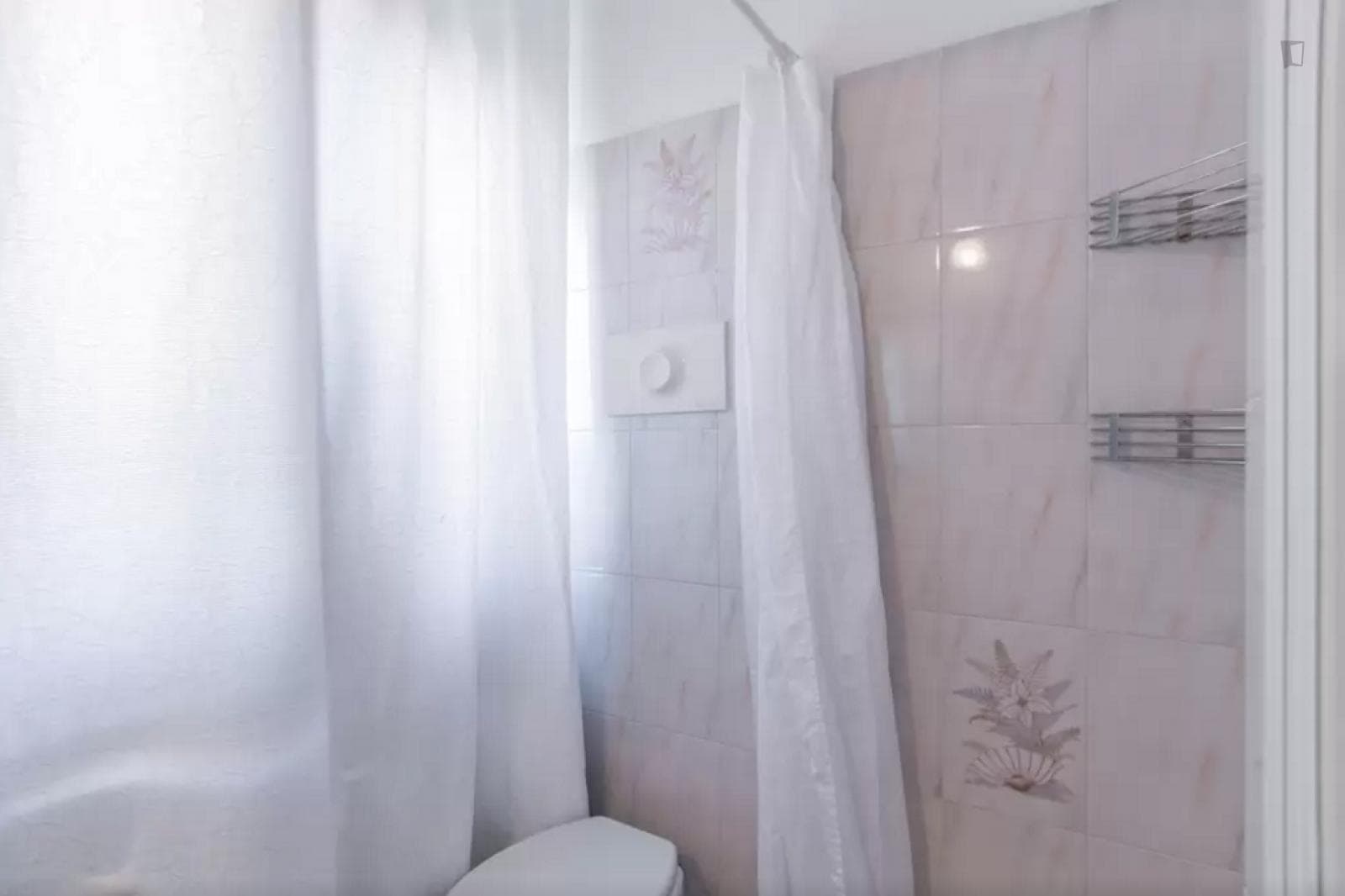 Compact 1-bedroom apartment close to Policlinico of Milan photo 1