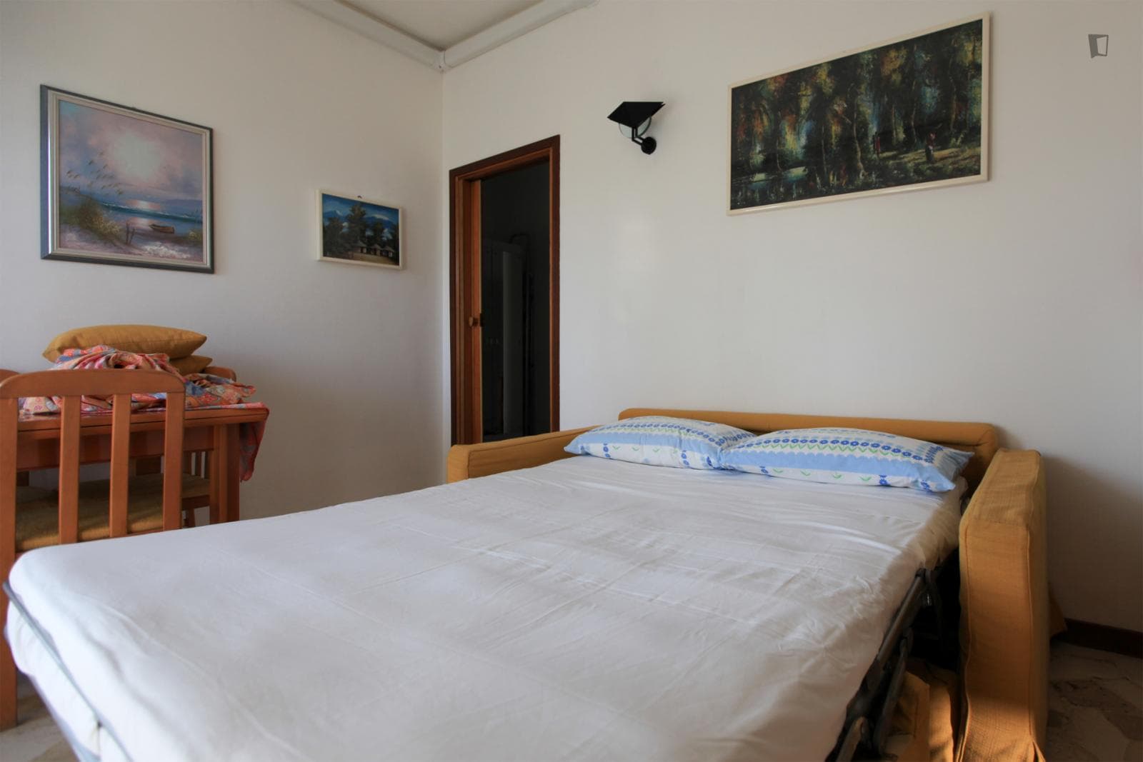 Charming 1-bedroom apartment in Novate Milanese photo 1