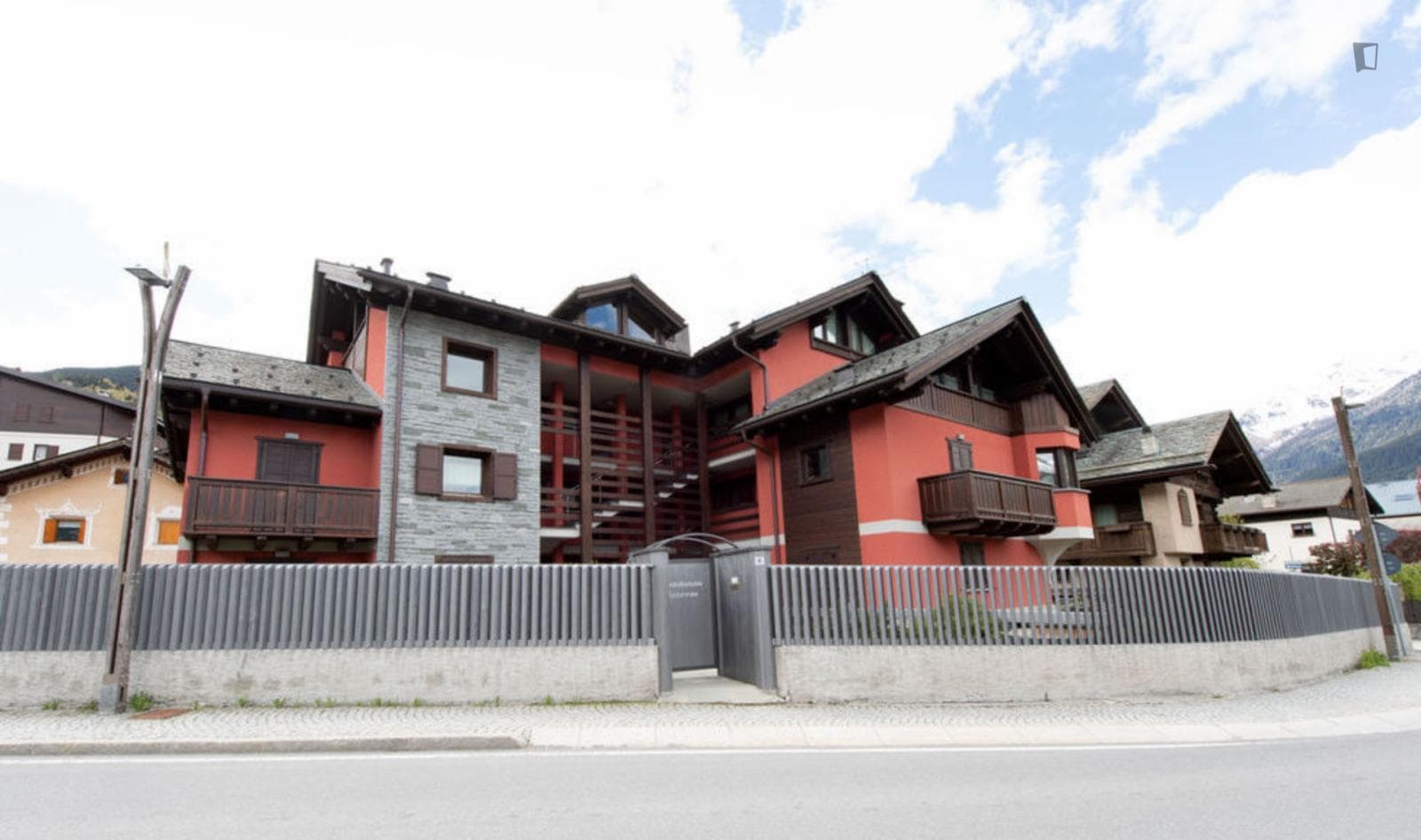 Property photo thumbnail