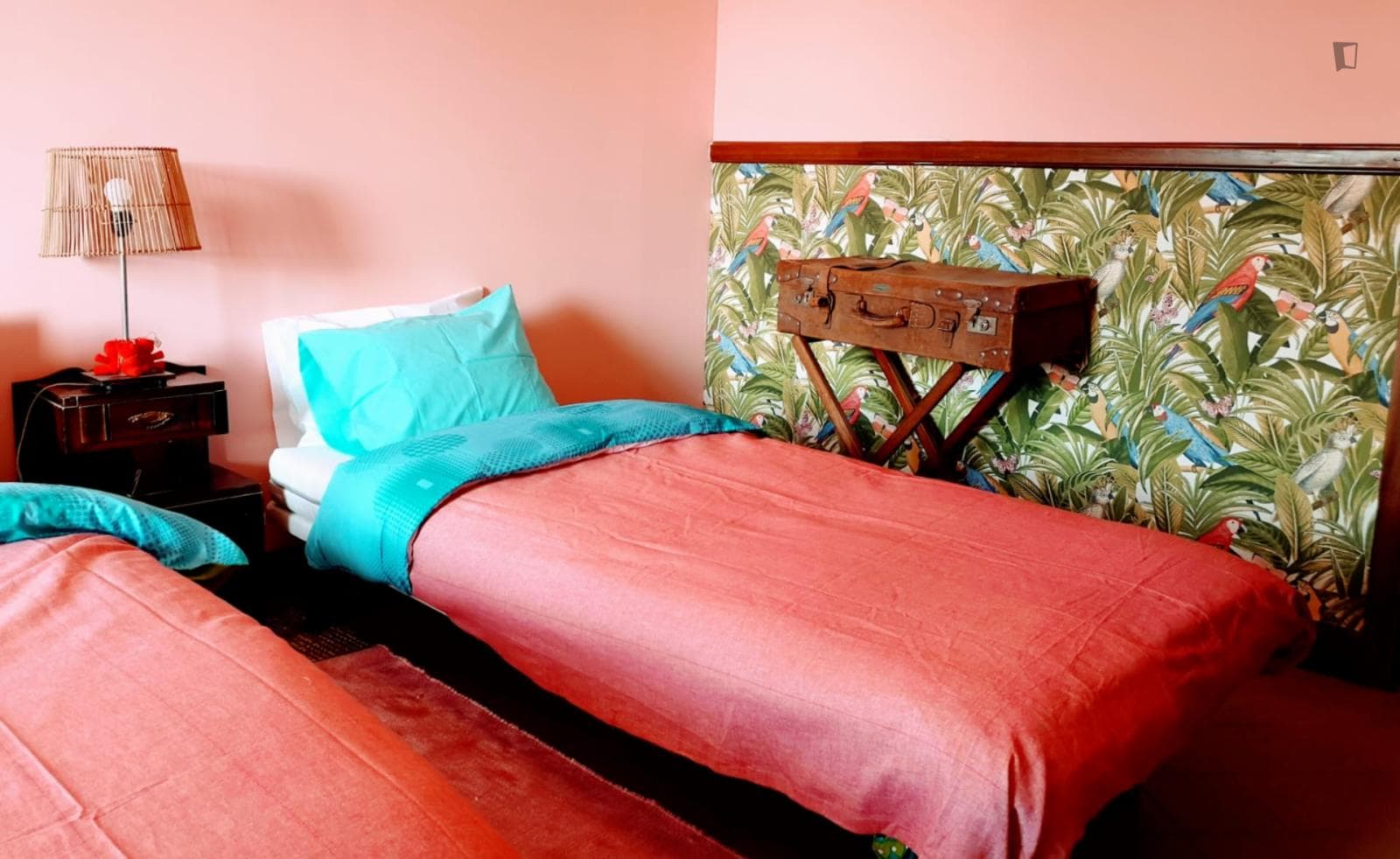 Ample twin ensuite bedroom in the centre of Braga photo 1