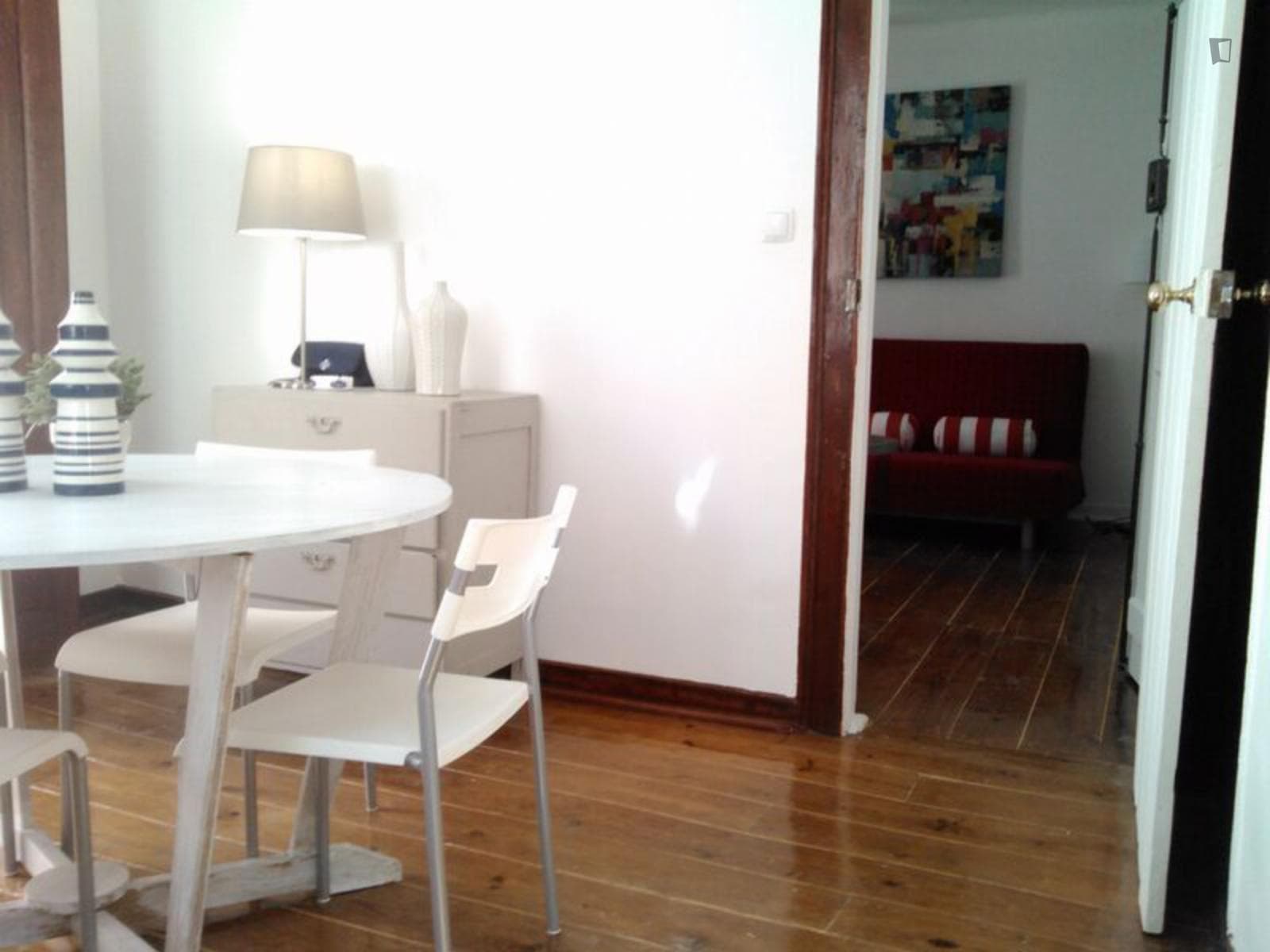 Lovely 1-bedroom apartment near Praça Luís de Camões photo 1