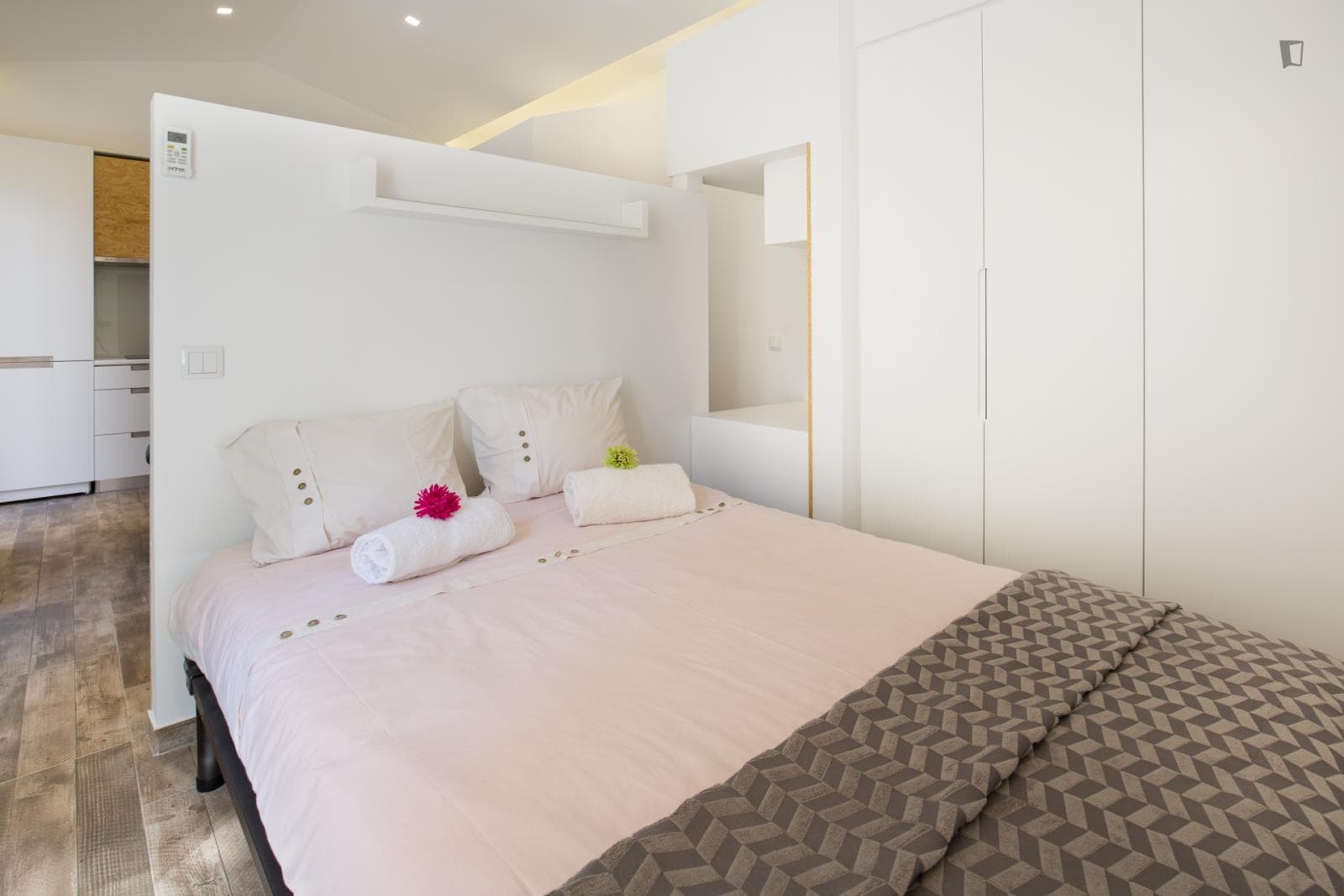 Comfortable studio in Anjos photo 1