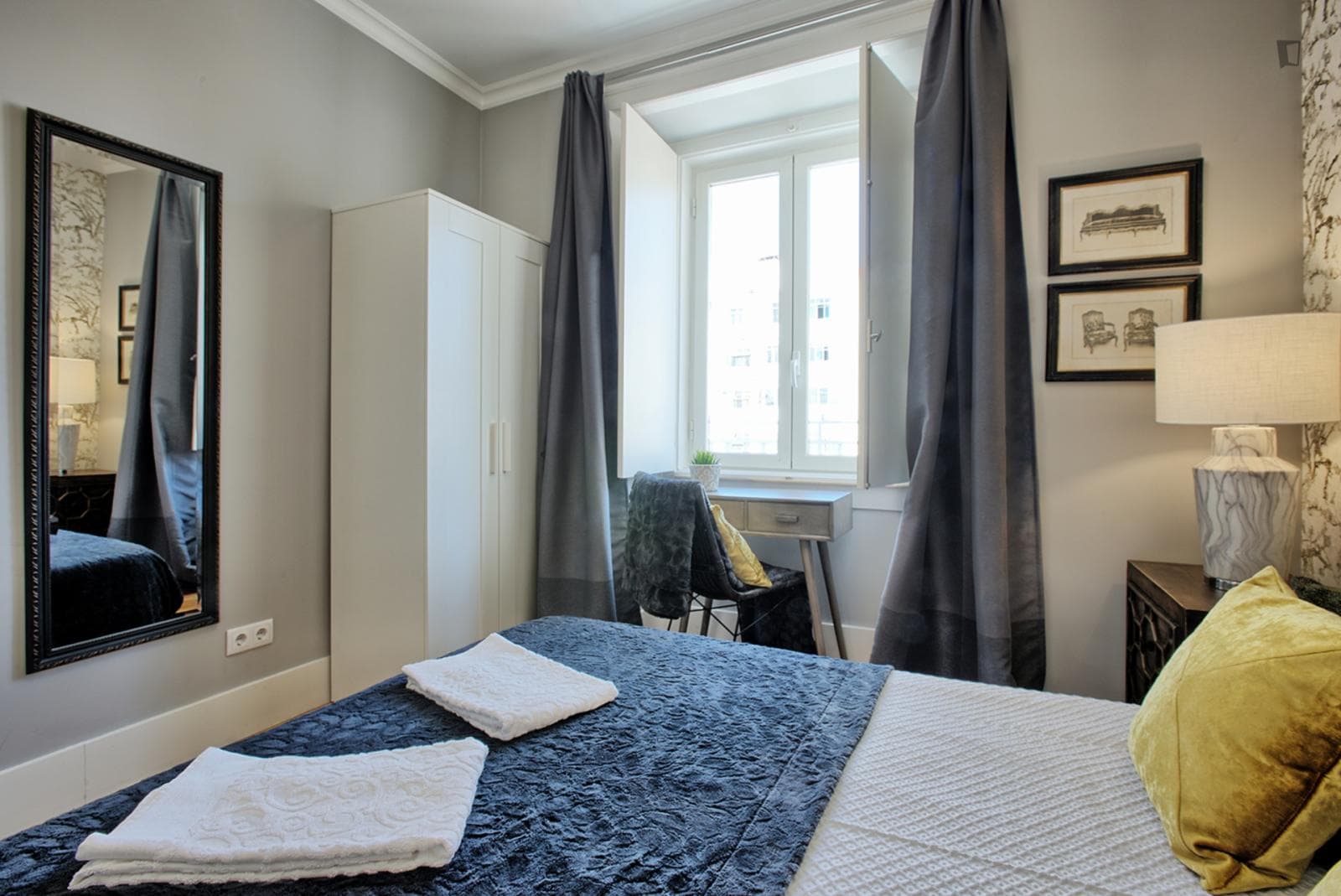 Property photo thumbnail
