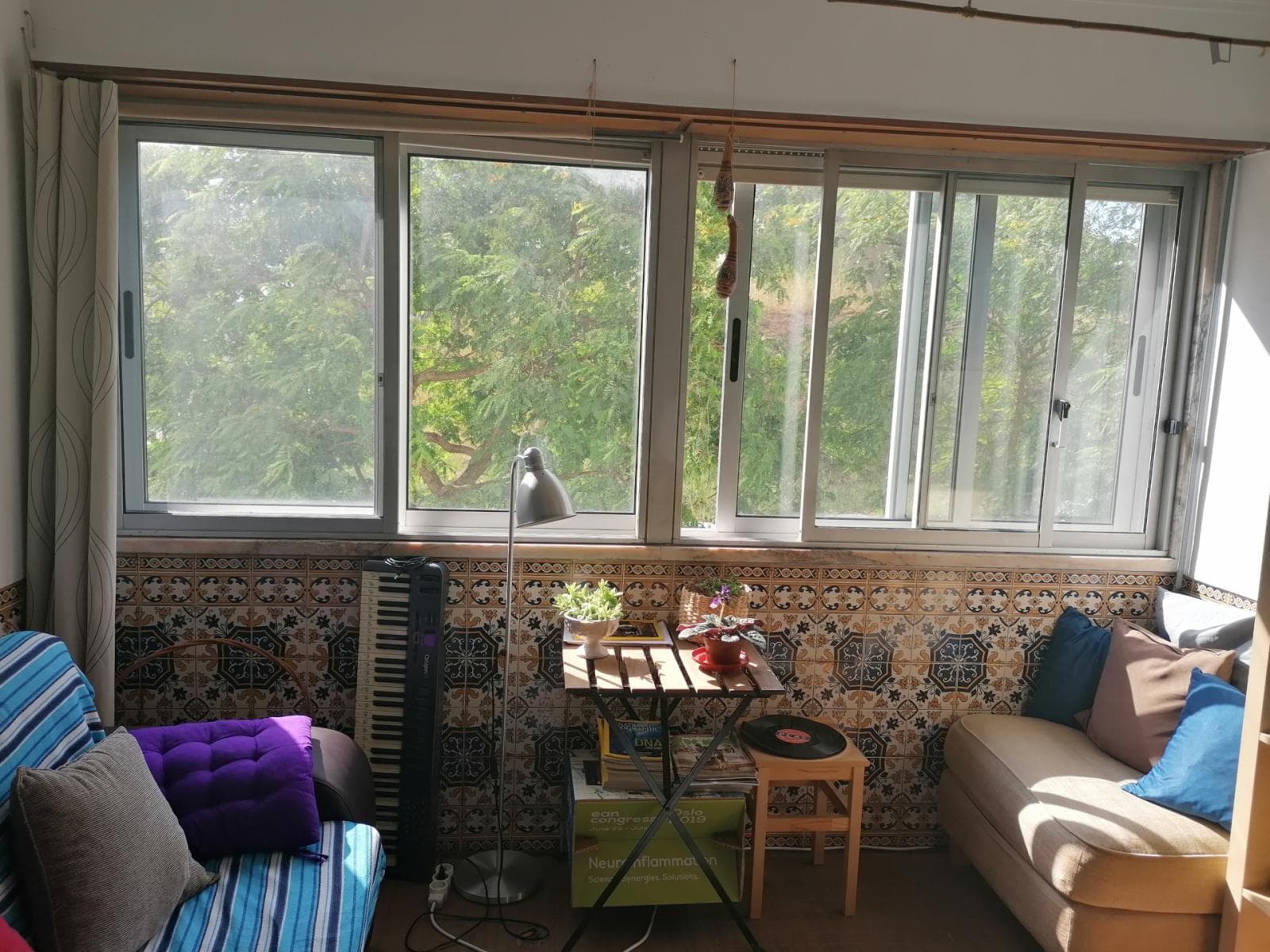 Double bed room in apartment in Benfica photo 1
