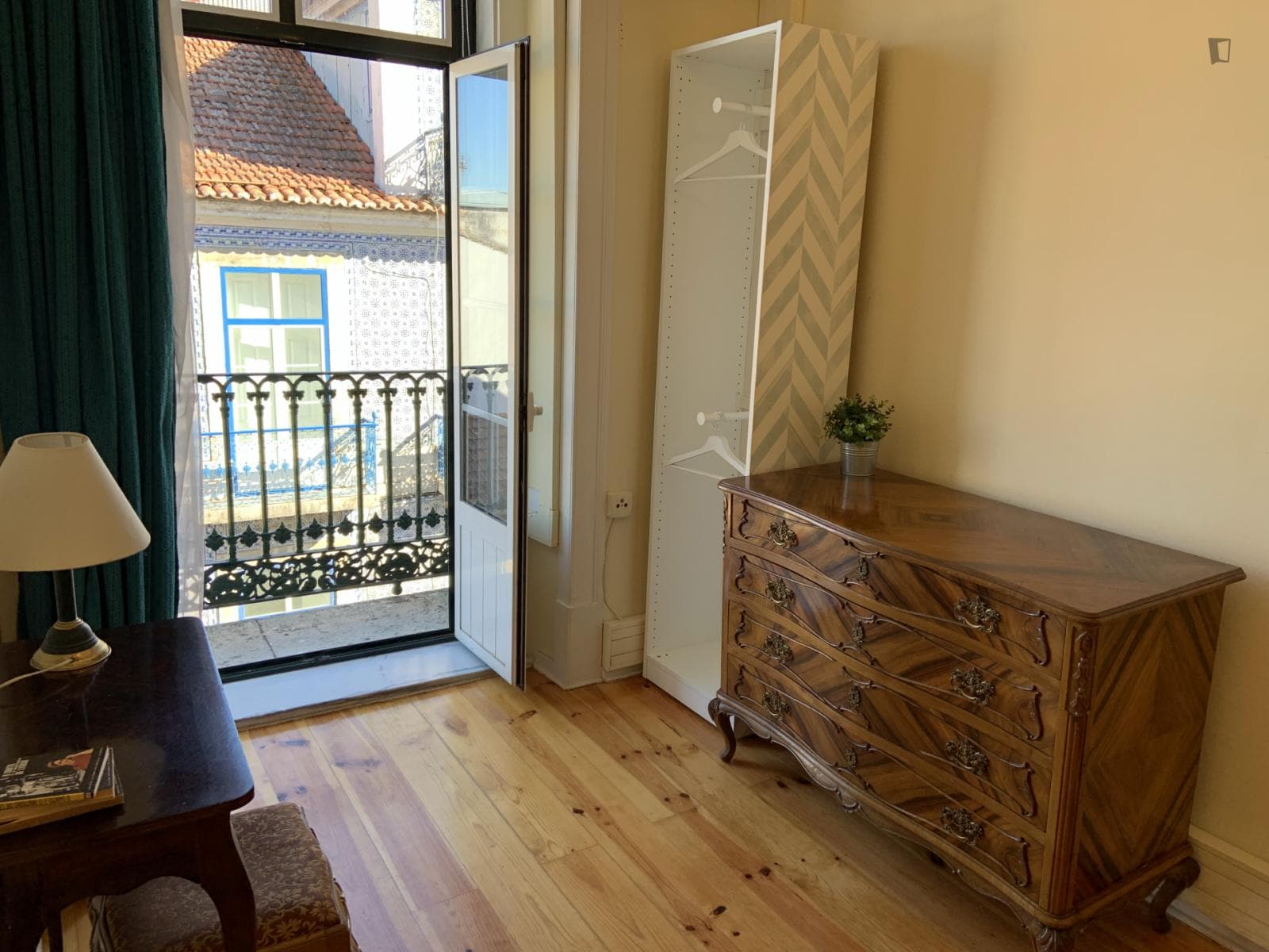 Property photo thumbnail