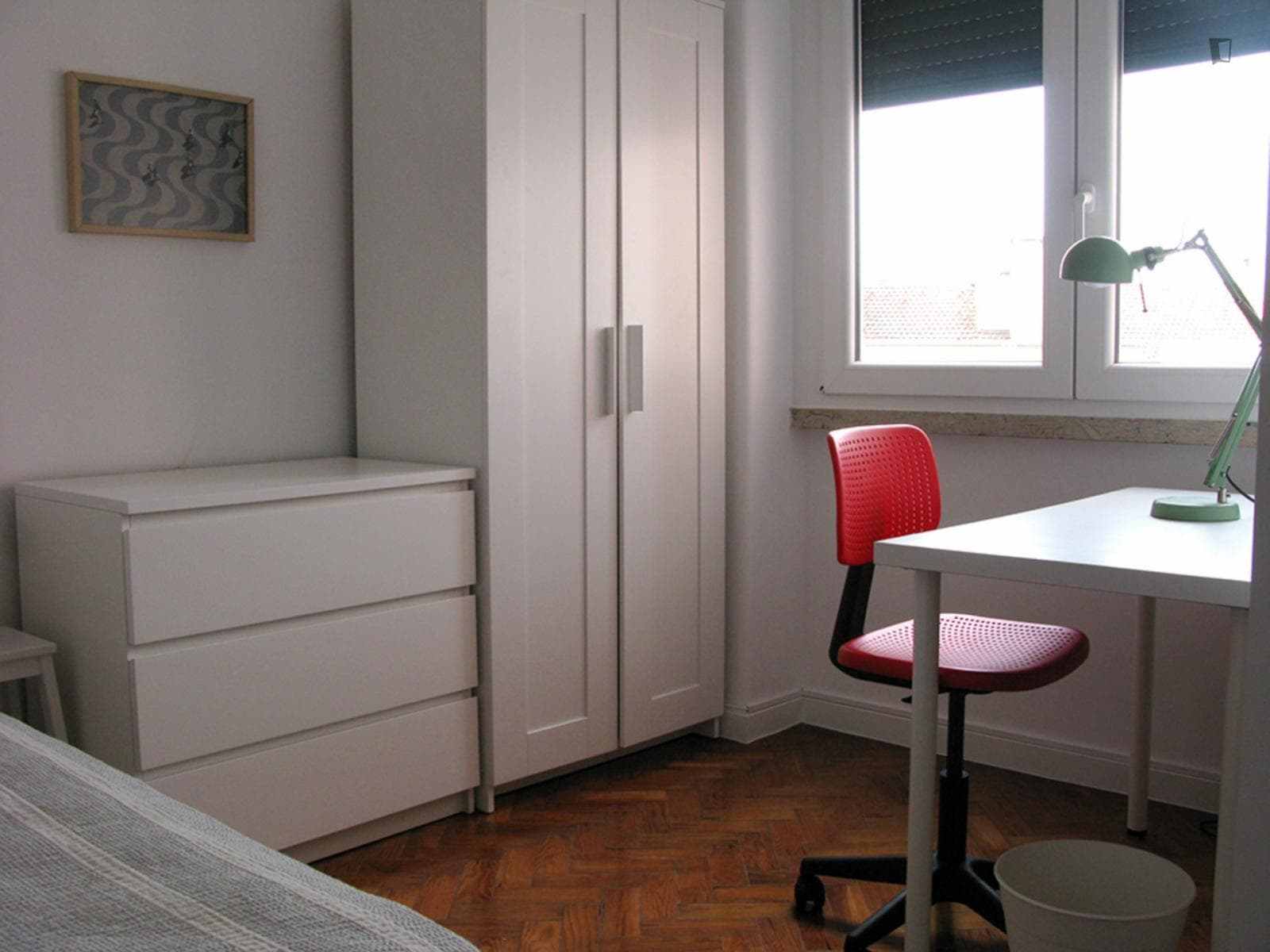 Single bedroom in a 3-bedroom flat in Pena photo 1