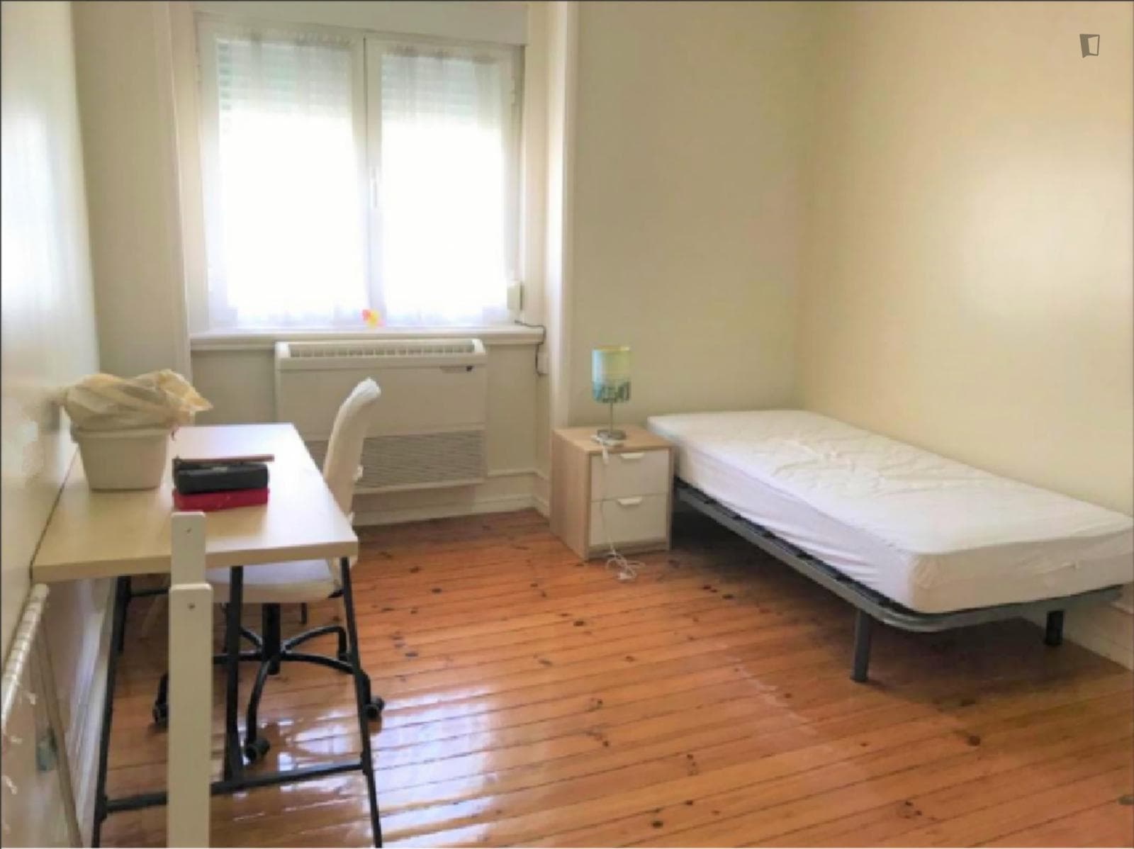 Alluring single bedroom close to IST photo 1