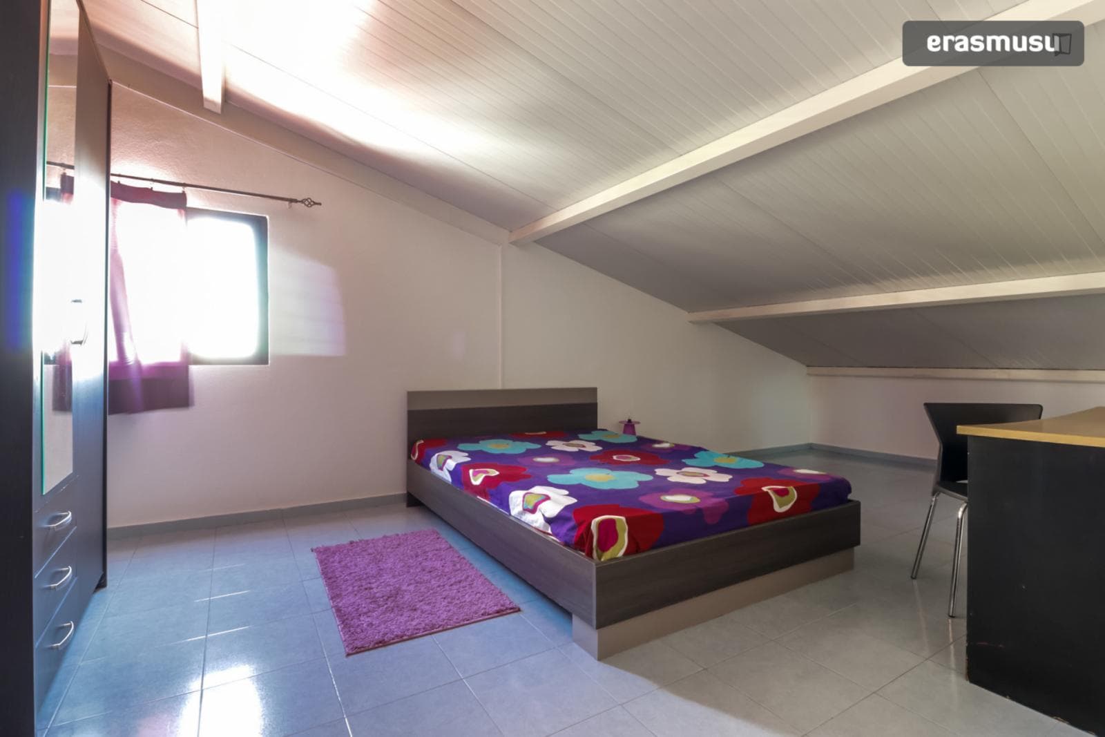 Lisbon - Female student residence - Bedroom near to metro subway station photo 1