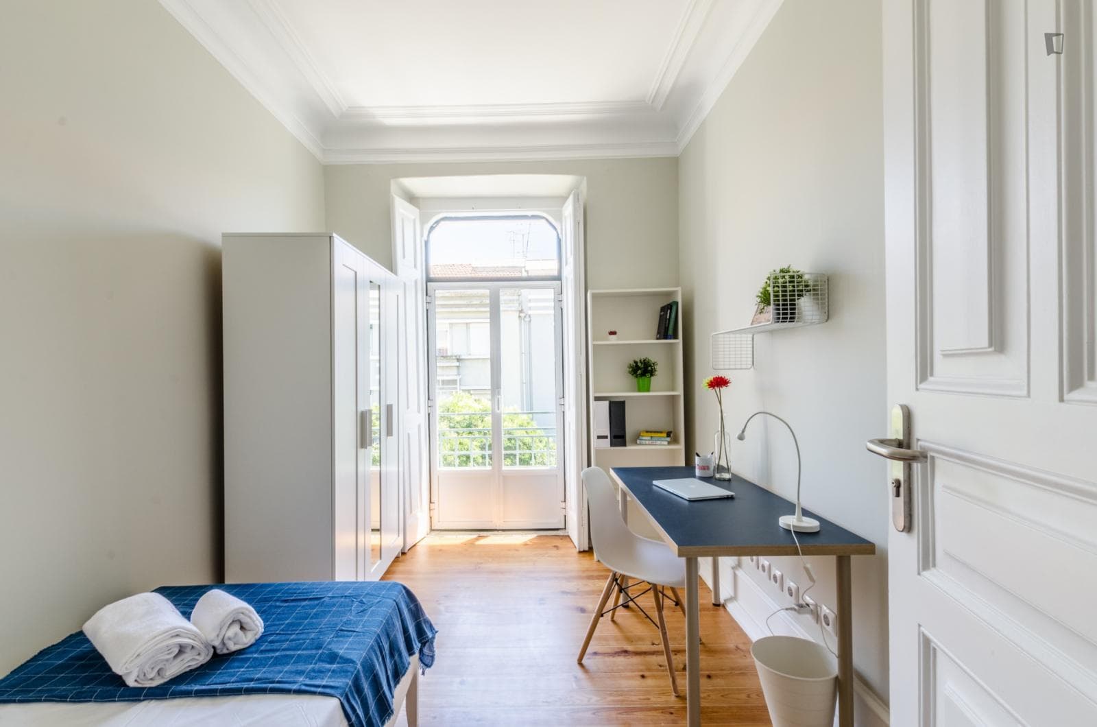 Wonderful single bedroom photo 1