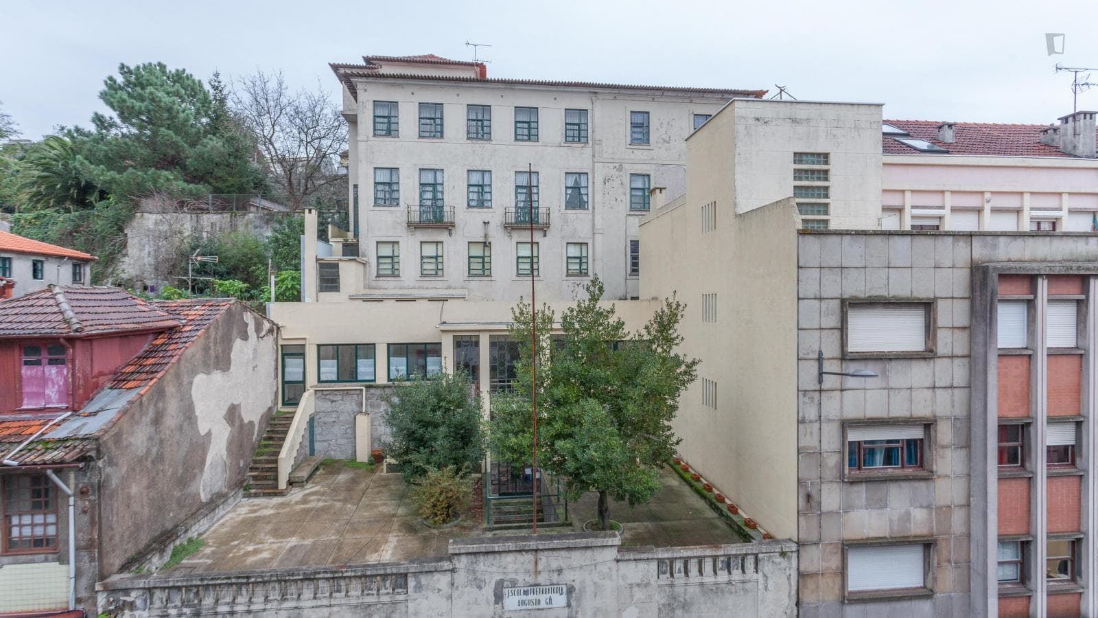 Property photo thumbnail