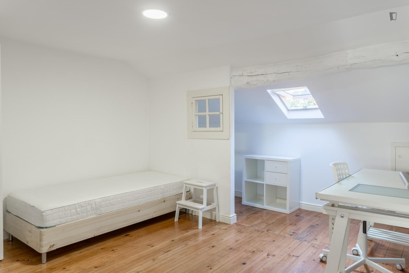 Charming single bedroom in Bonfim photo 1