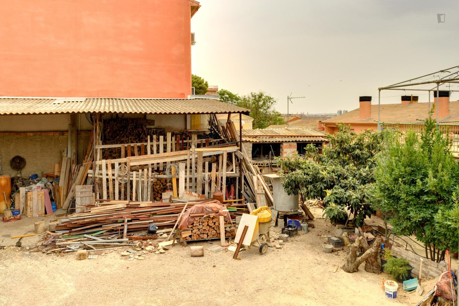 Property photo thumbnail