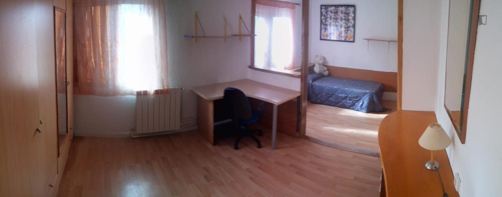 Good looking single bedroom in Juslibol (3A) photo 1