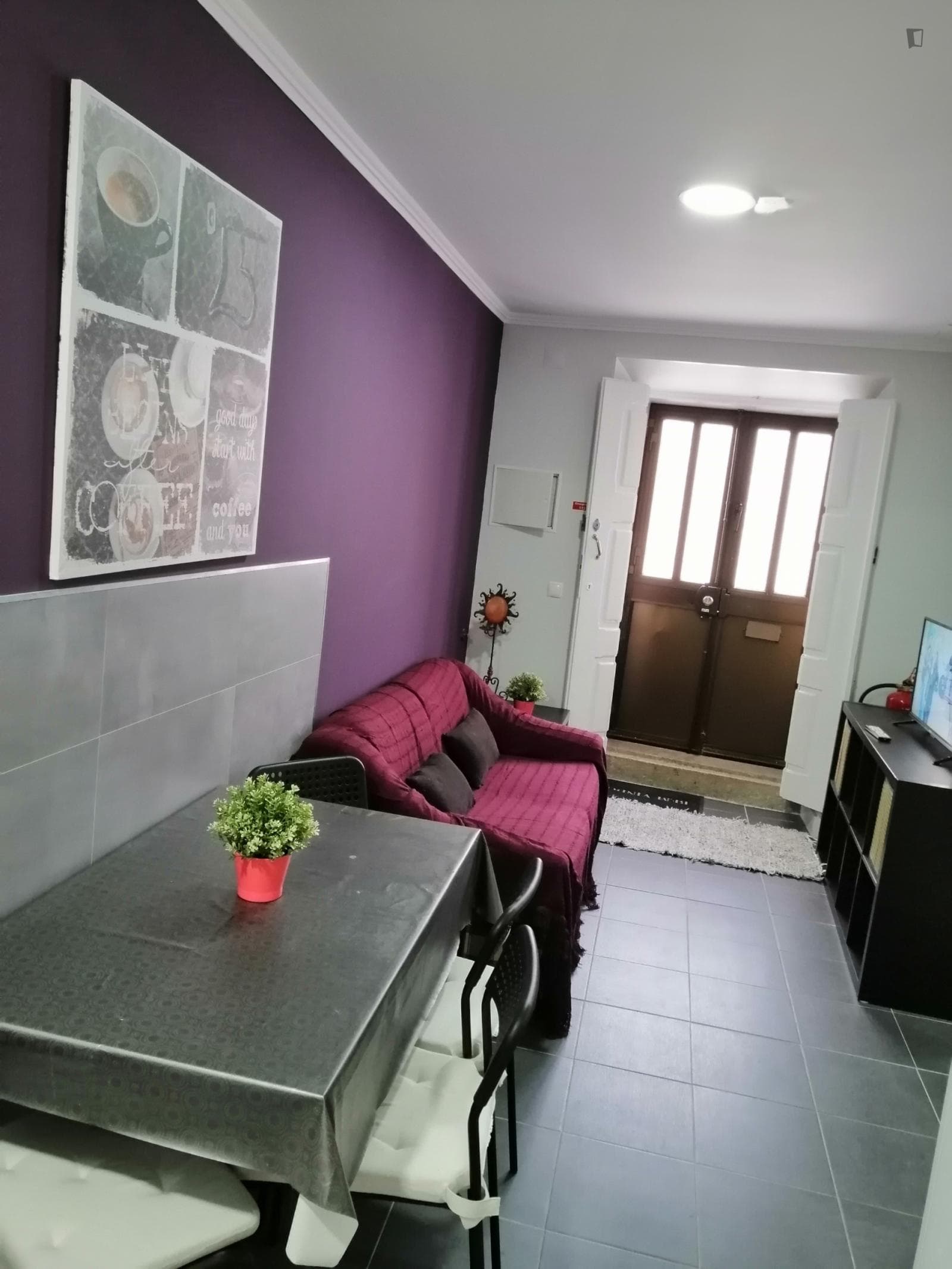 Very pleasant 2-bedroom apartment in central Troino photo 1