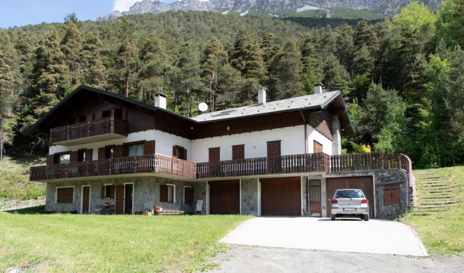 Property photo thumbnail