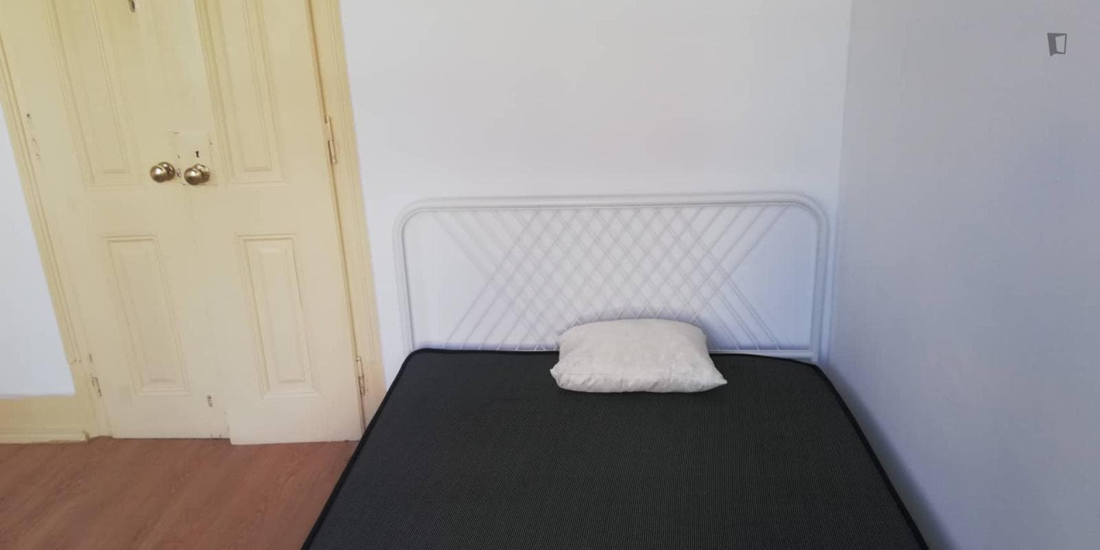 Incredible double bedroom near Intendente metro station photo 1