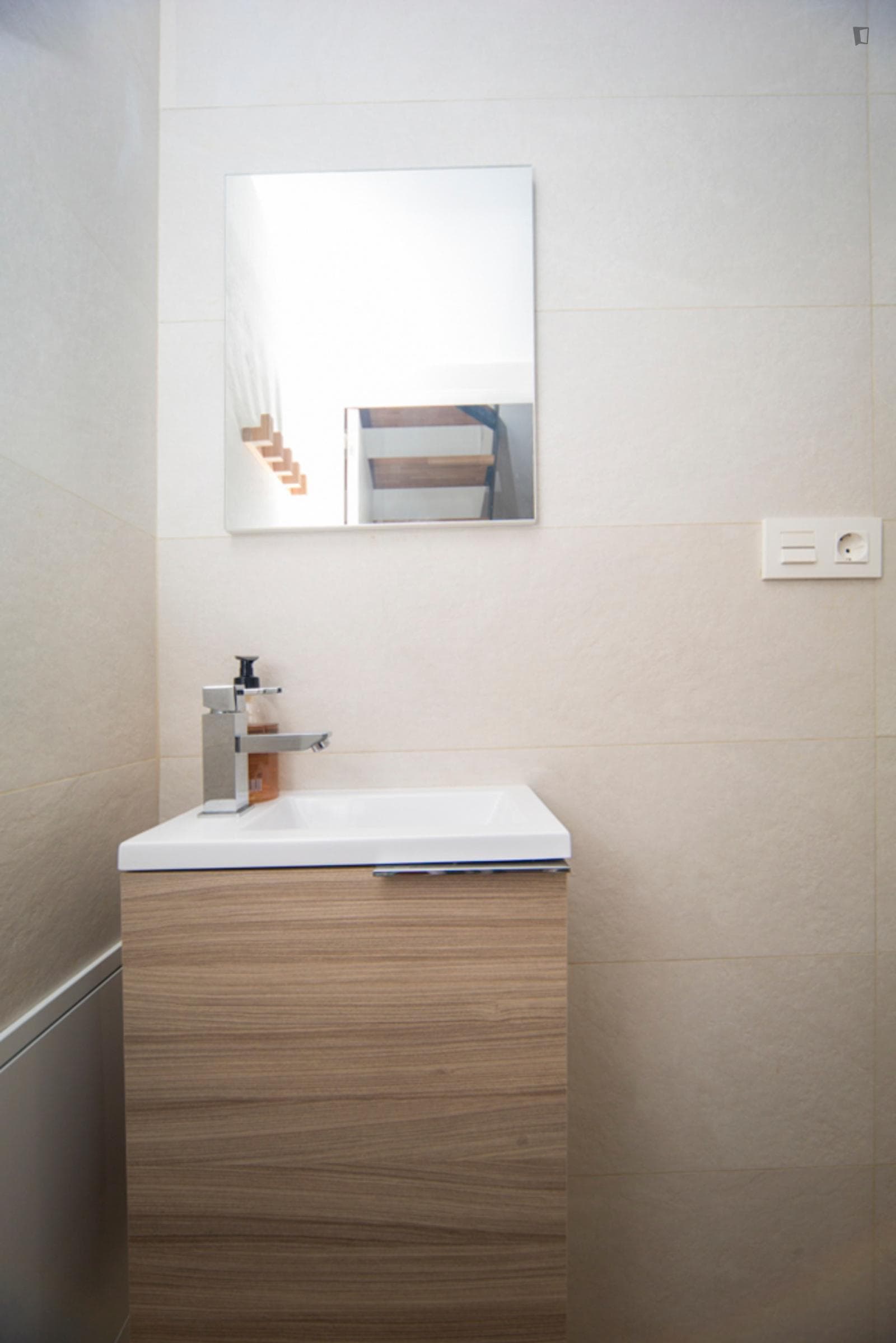 Amazing 2-bedroom house in residential El Fargue photo 1