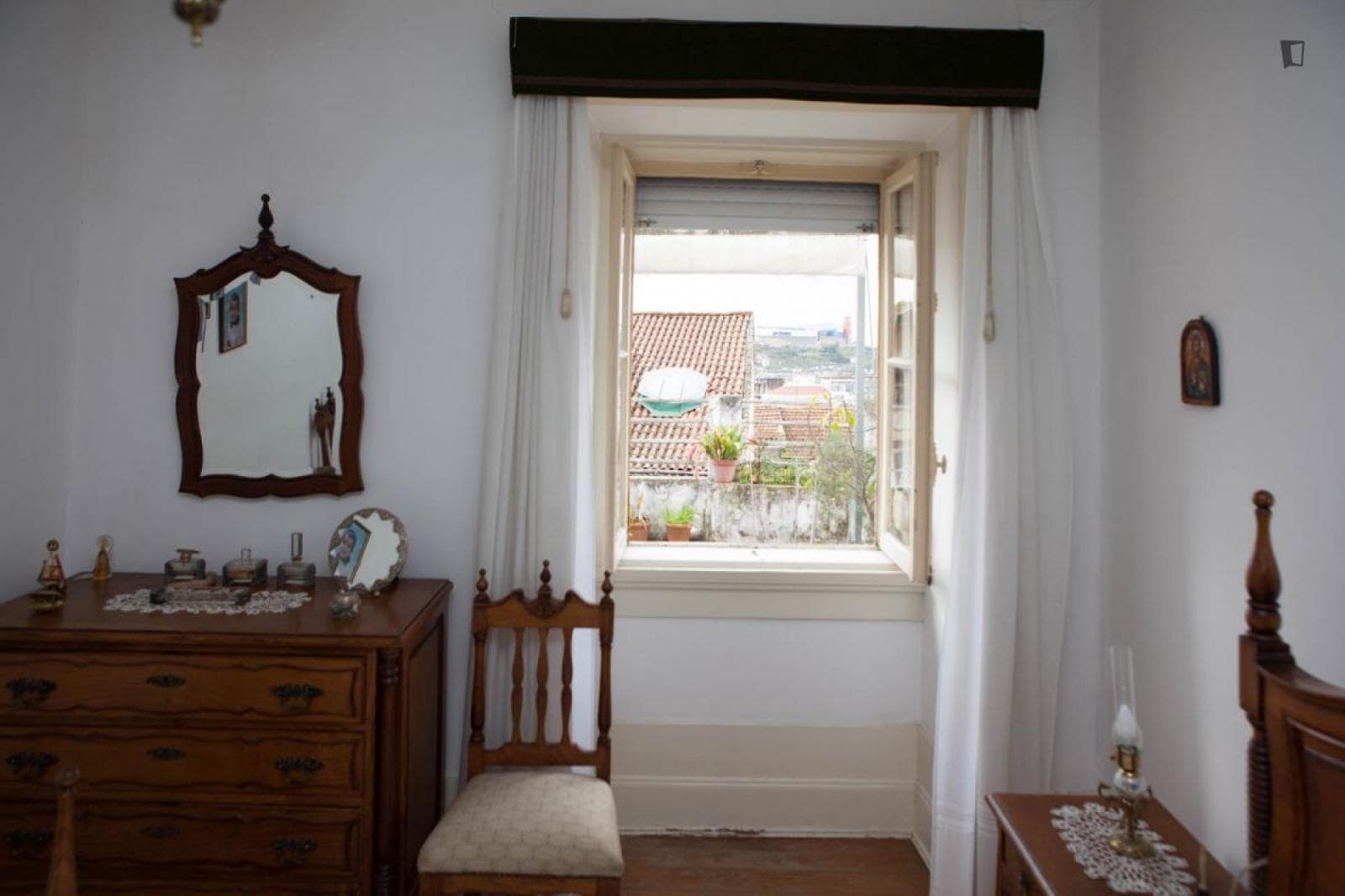 Nice single bedroom close to Universidade de Coimbra photo 1