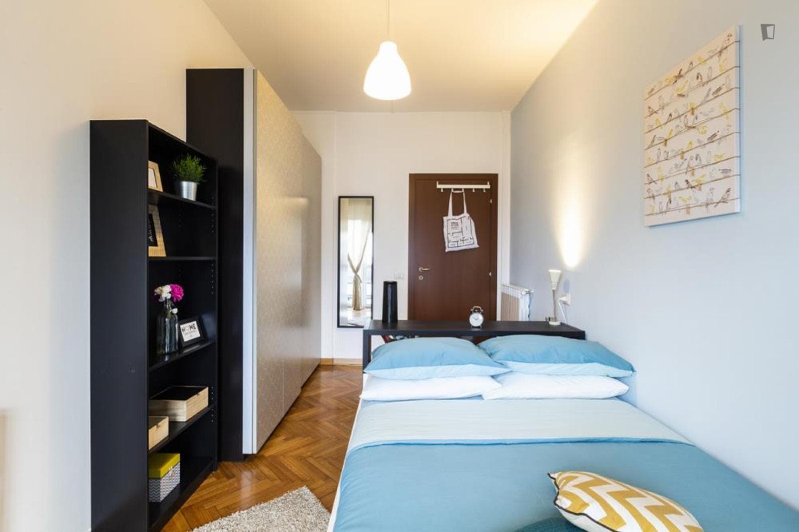 Nice double bedroom near Marche metro station photo 1