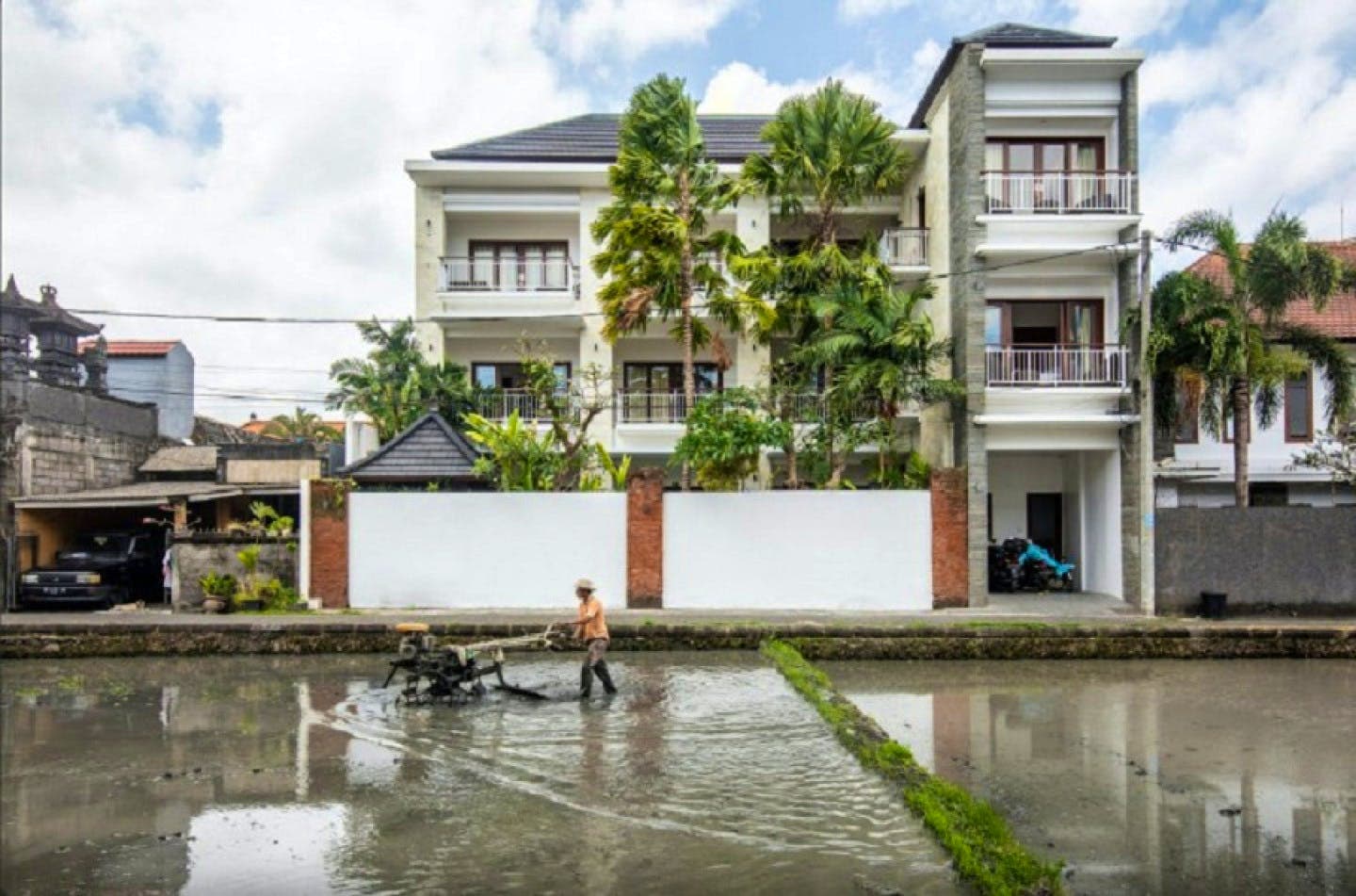 Outstanding Luxury Complex w/ Terrace + Pool photo 1