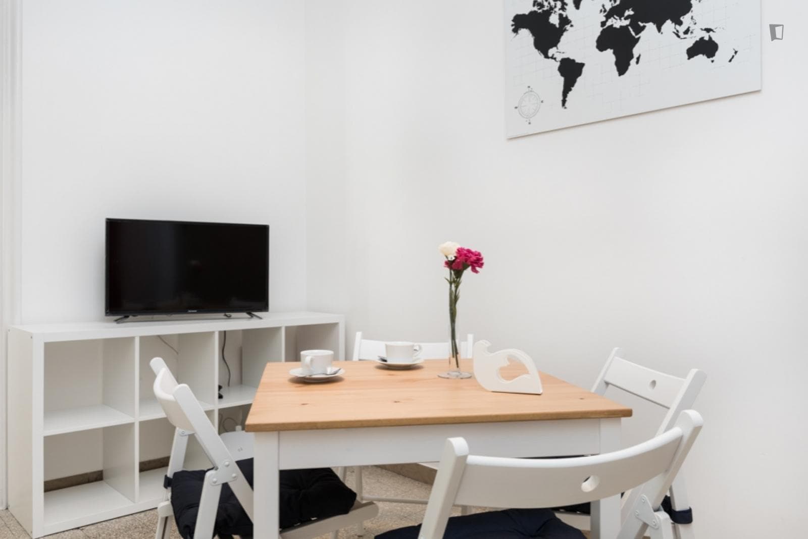 Spacious double bedroom in San Lorenzo photo 1