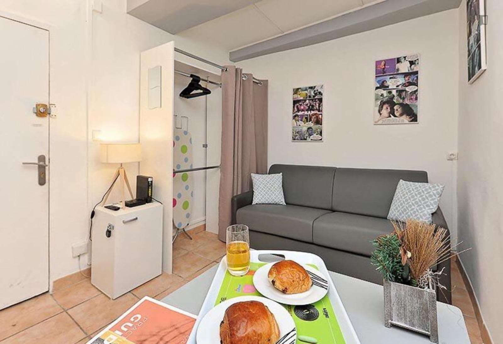 Beautiful studio in the center of Nice photo 1