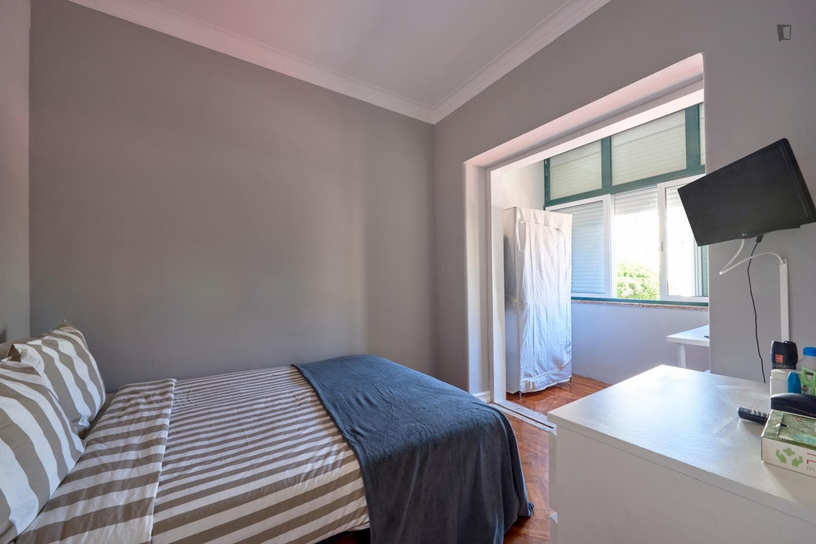 Property photo thumbnail