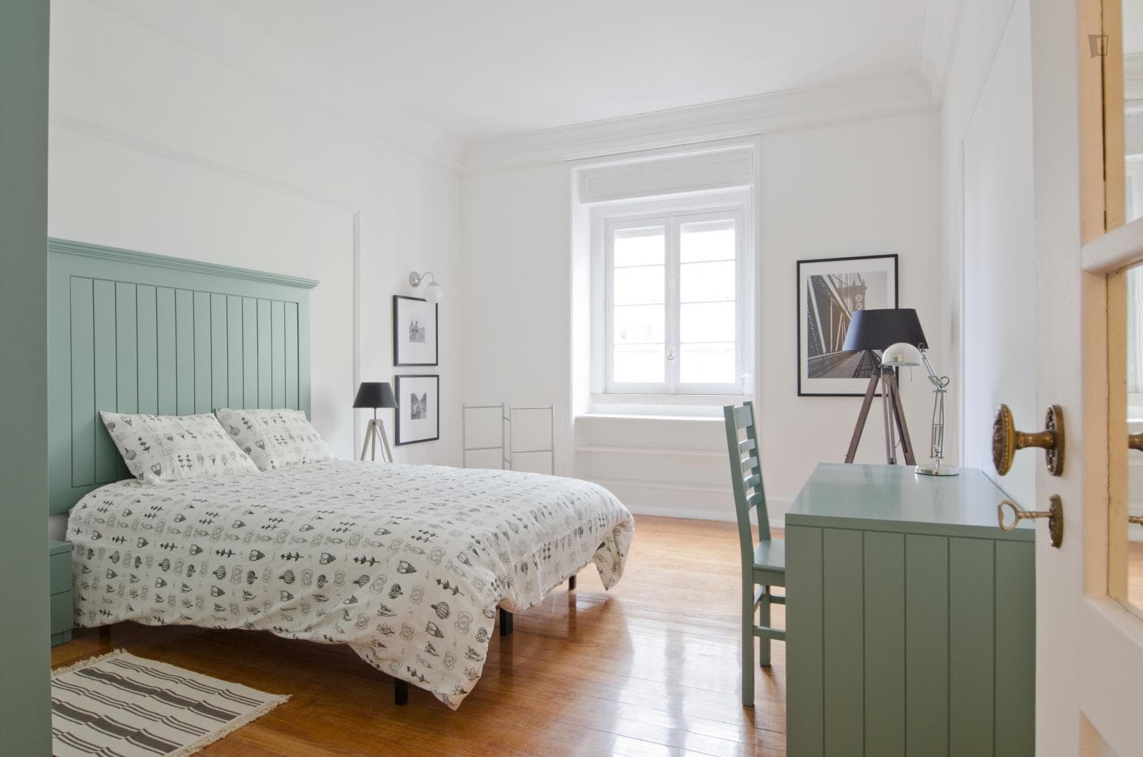 Splendid double bedroom not far from Instituto Superior Técnico photo 1