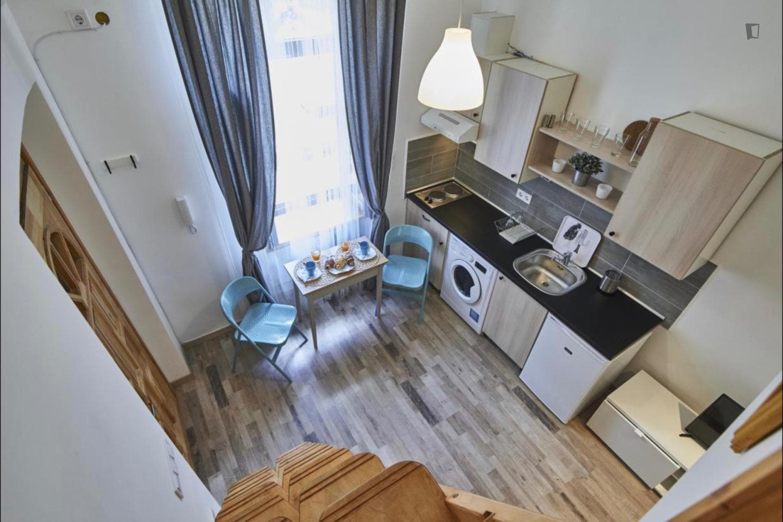 Cozy Studio in the heart of the city, near M1 metro line, VII district photo 1