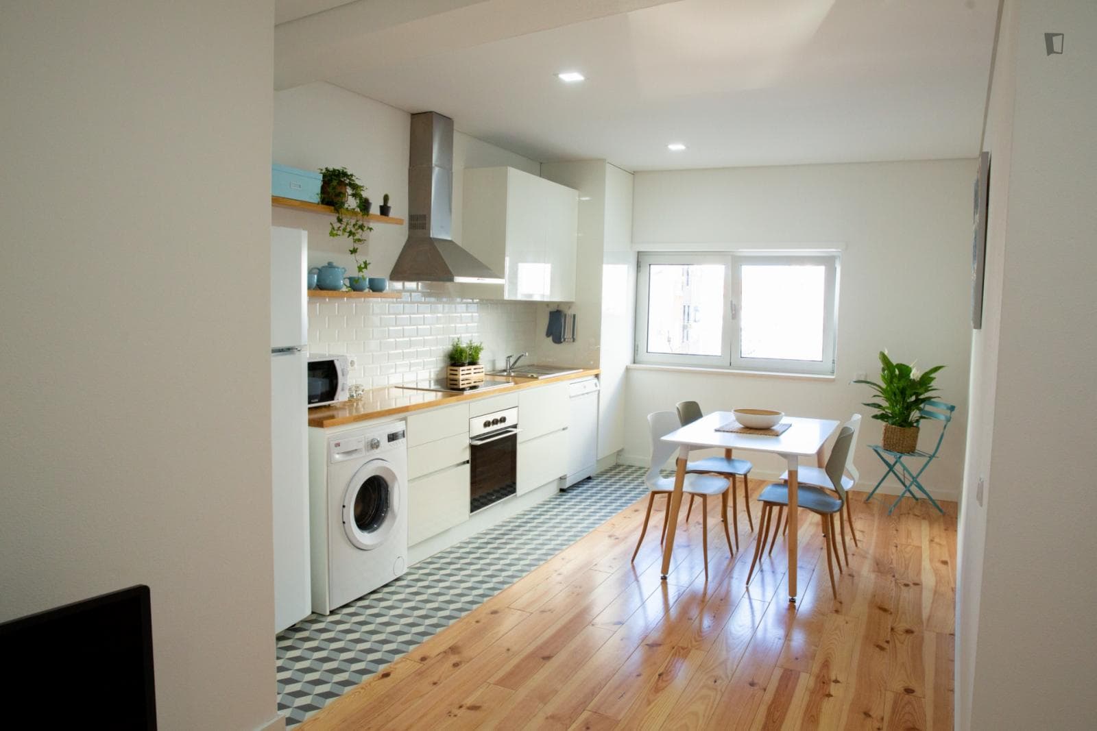 Homely 1-bedroom apartment in the centre of Aveiro photo 1
