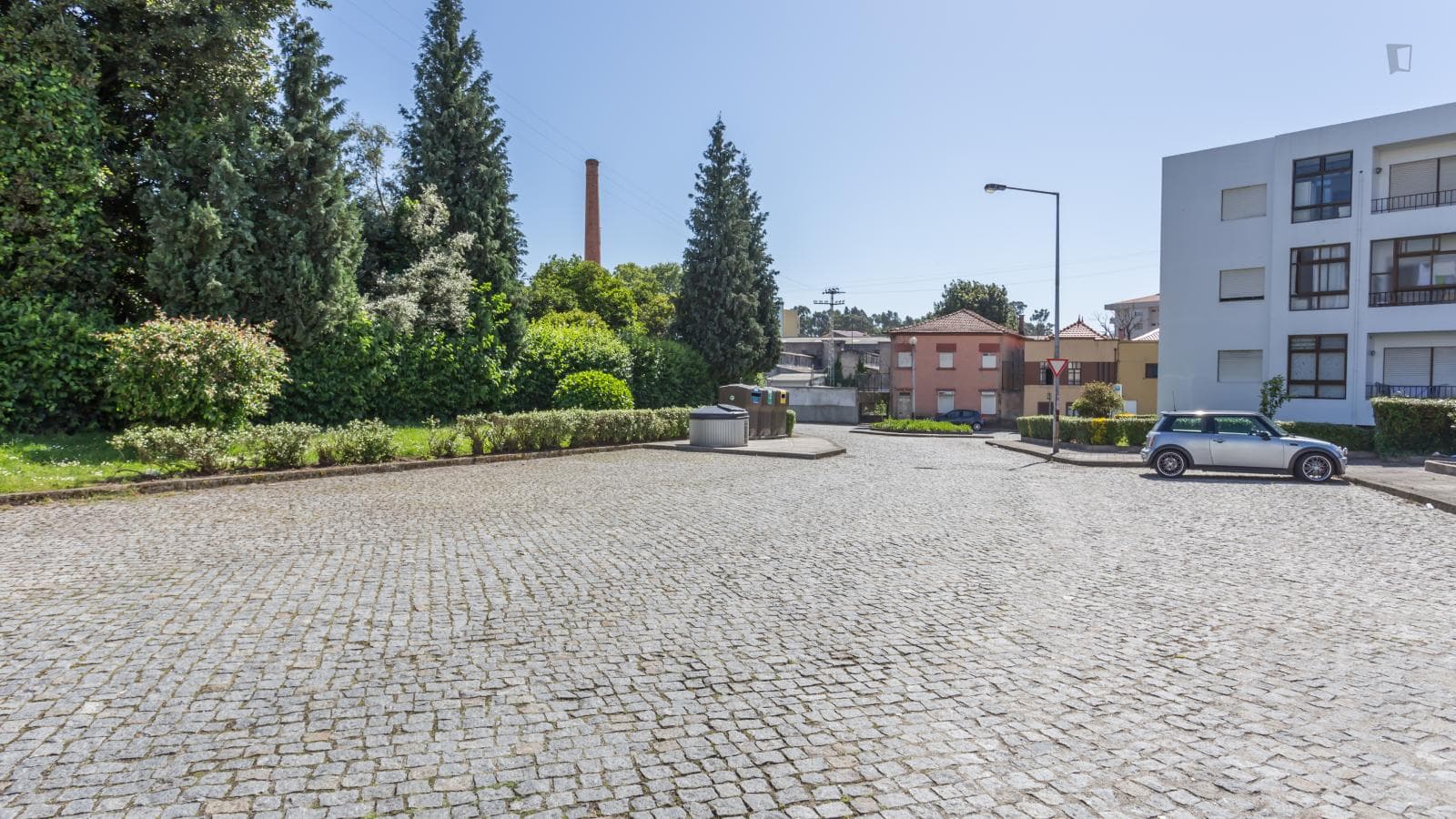 Property photo thumbnail