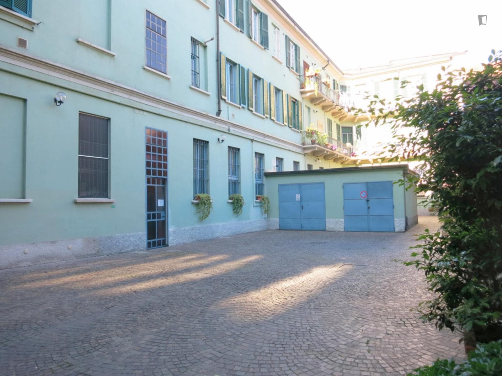 Property photo thumbnail